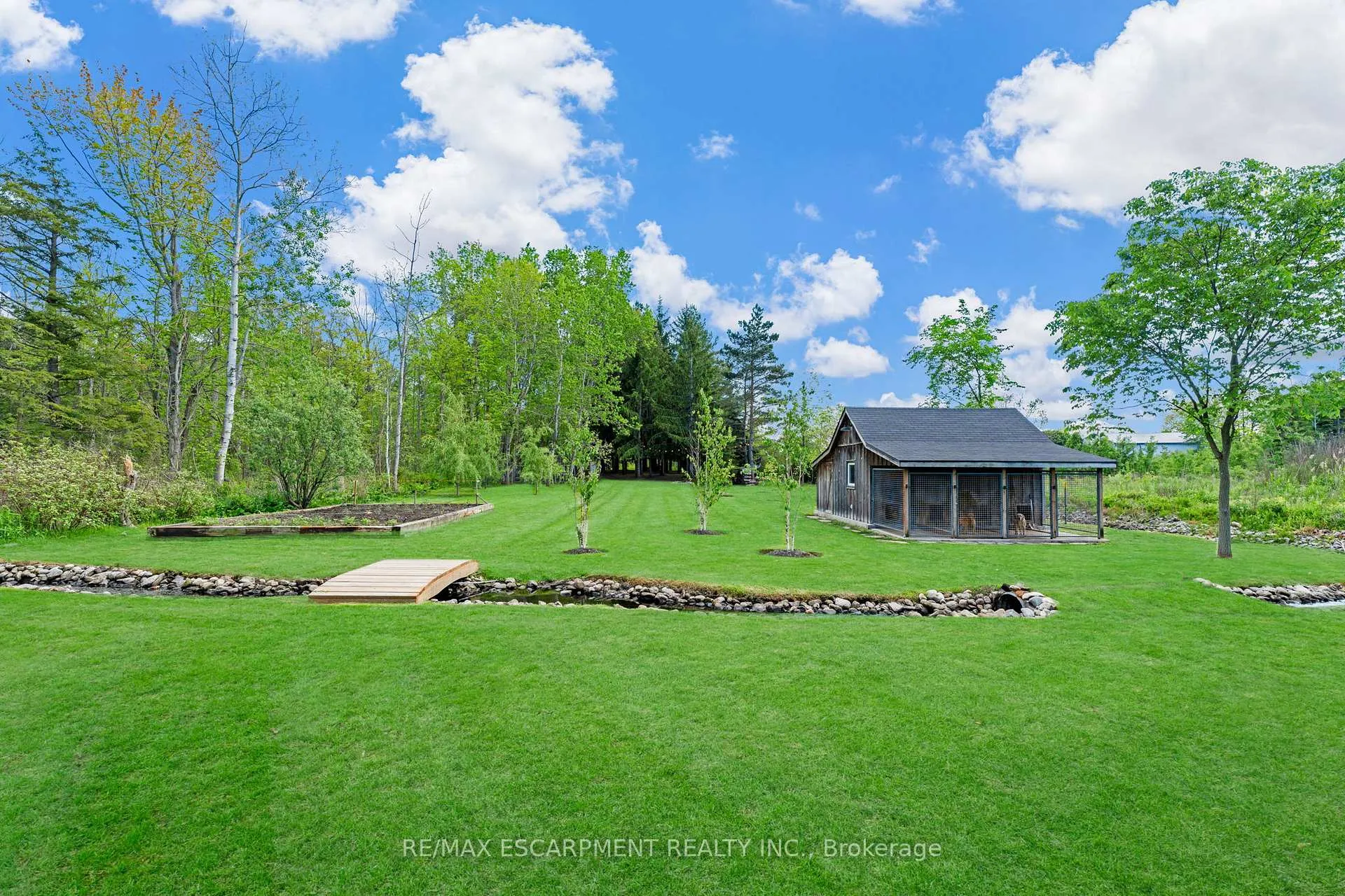 Photo 3 of 764 Regional 20 Road, Pelham, North Pelham — HOMEH
