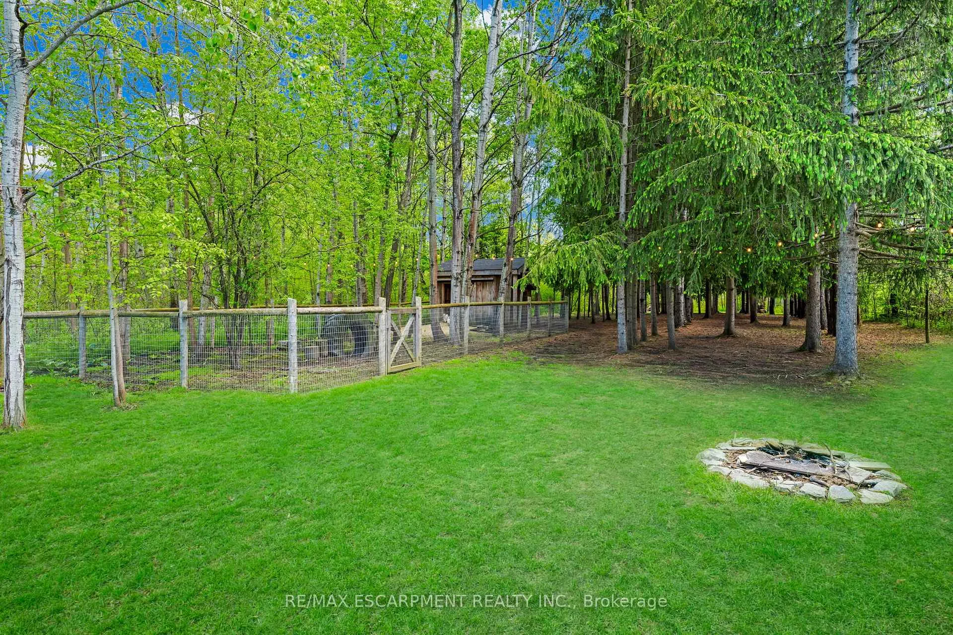 Photo 6 of 764 Regional 20 Road, Pelham, North Pelham — HOMEH