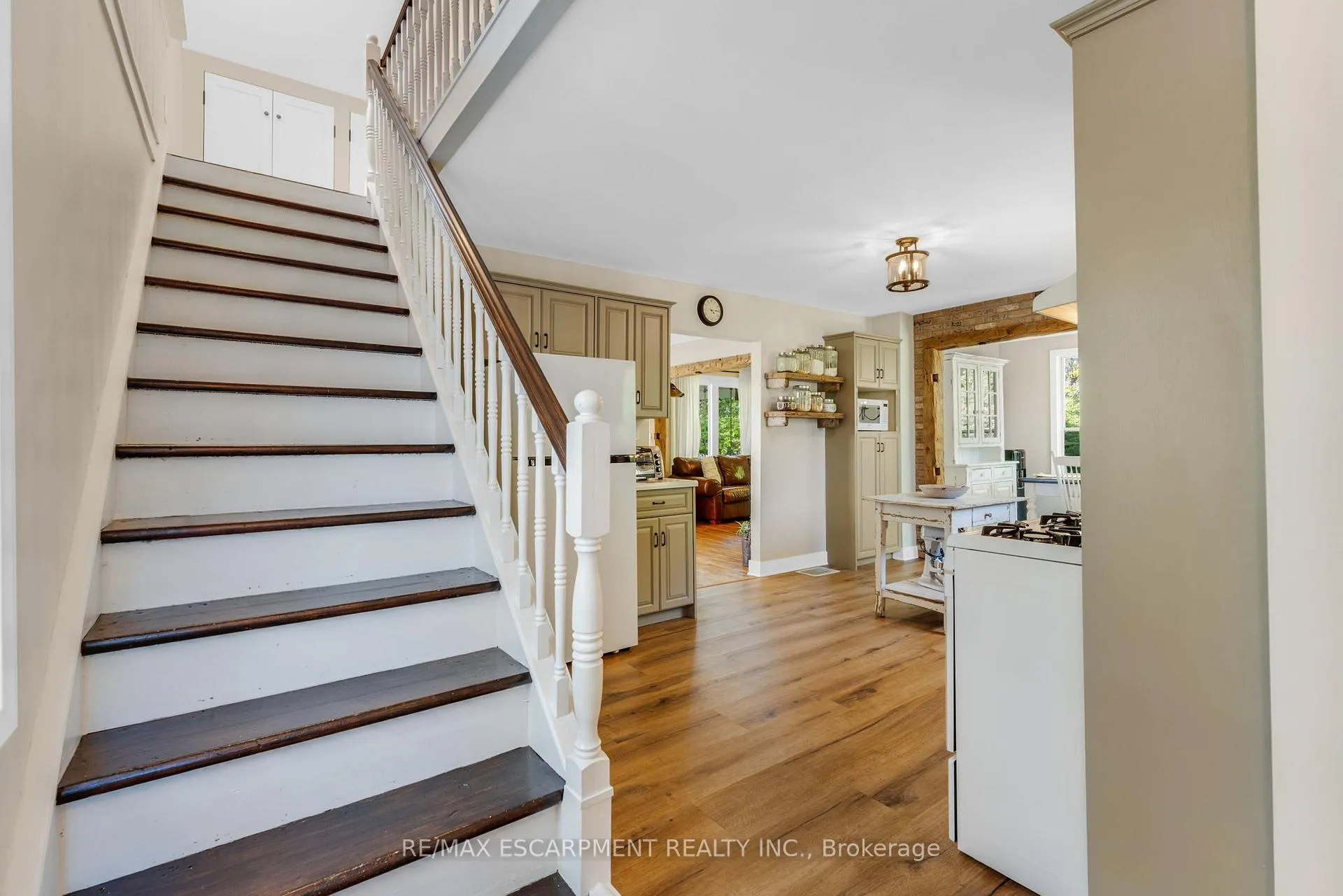 Photo 22 of 764 Regional 20 Road, Pelham, North Pelham — HOMEH