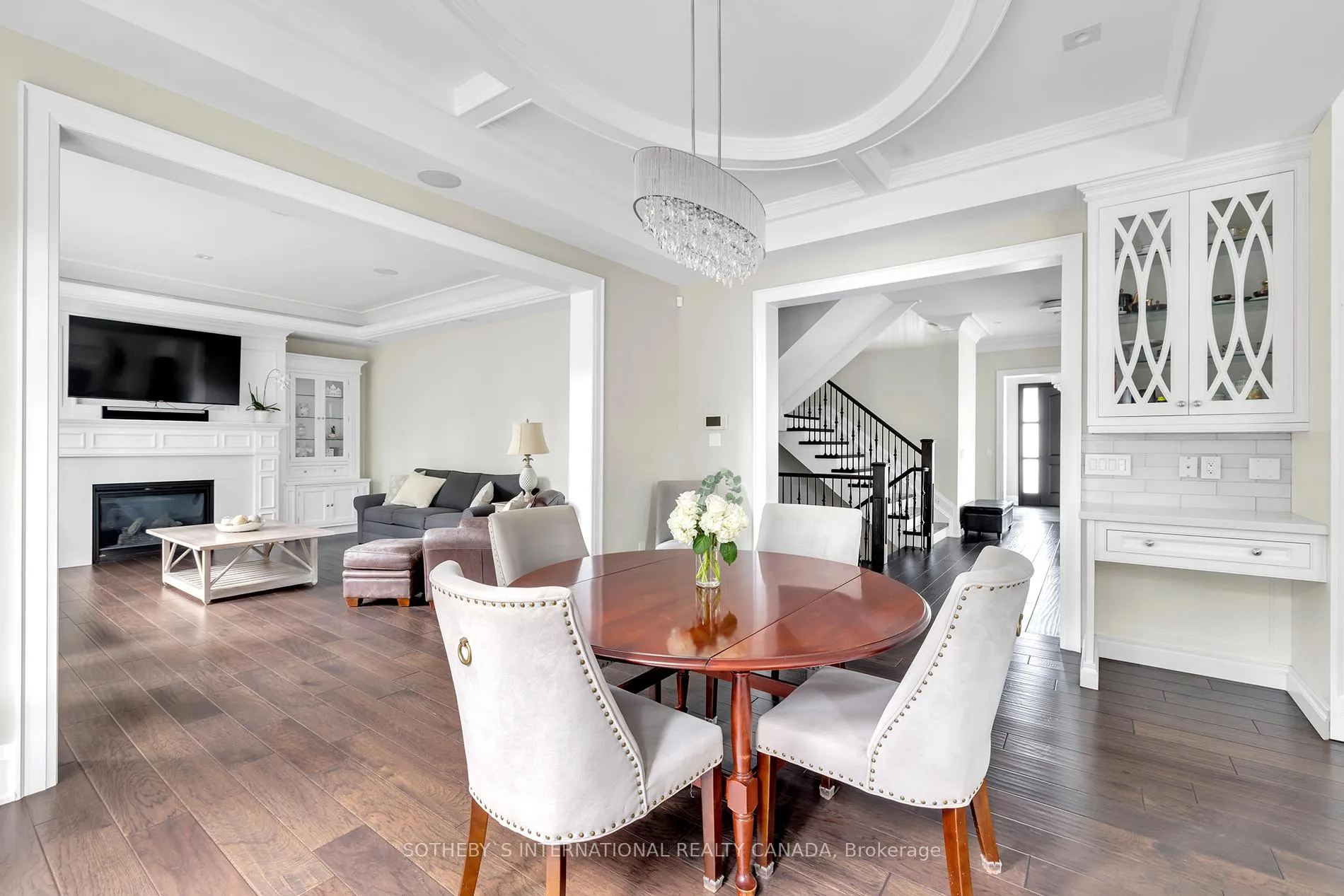 Photo 12 of 94 Donhill Crescent, Vaughan, Kleinburg — HOMEH
