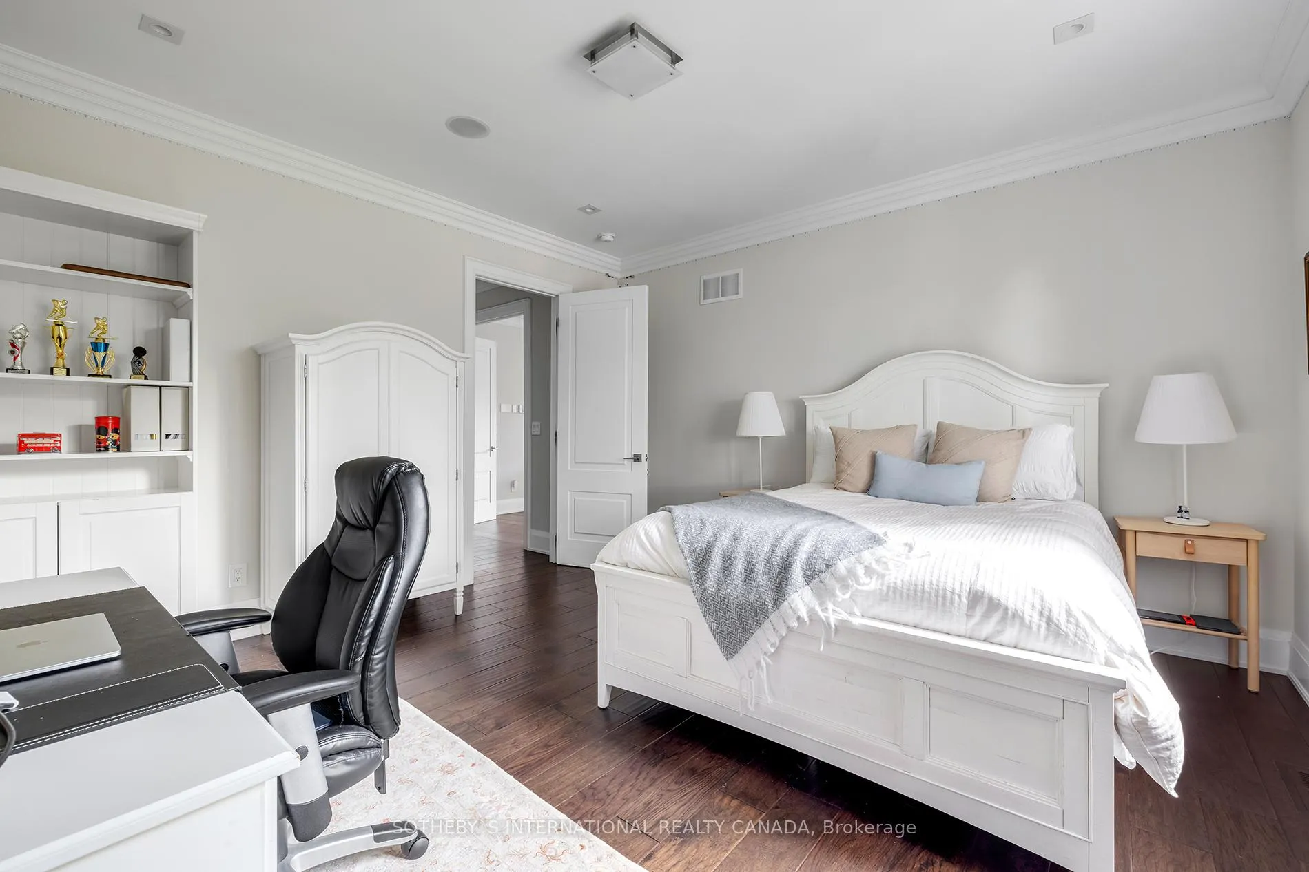 Photo 16 of 94 Donhill Crescent, Vaughan, Kleinburg — HOMEH