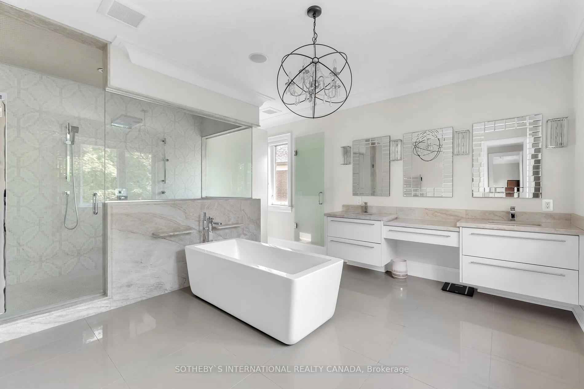 Photo 26 of 94 Donhill Crescent, Vaughan, Kleinburg — HOMEH