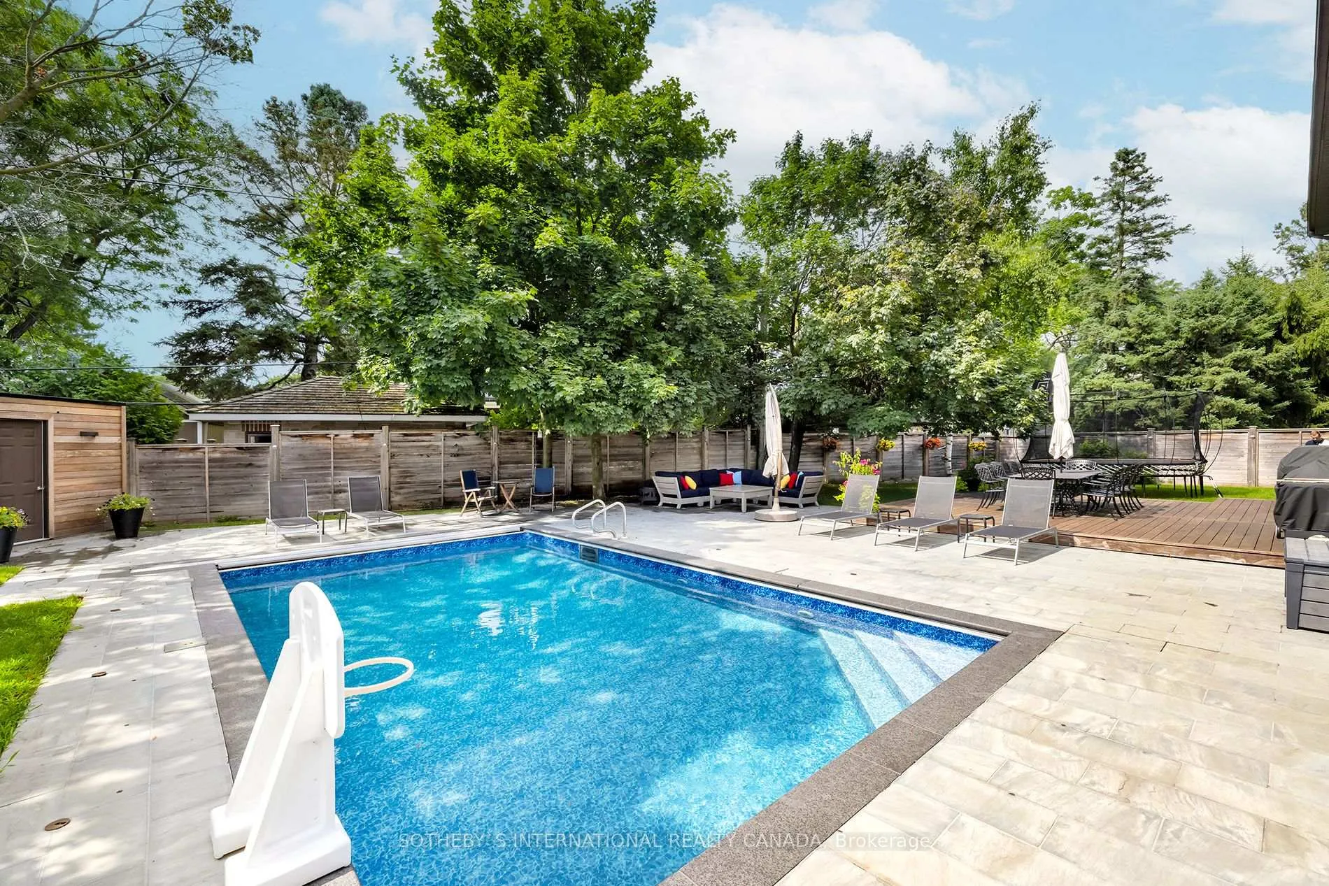 Photo 36 of 94 Donhill Crescent, Vaughan, Kleinburg — HOMEH