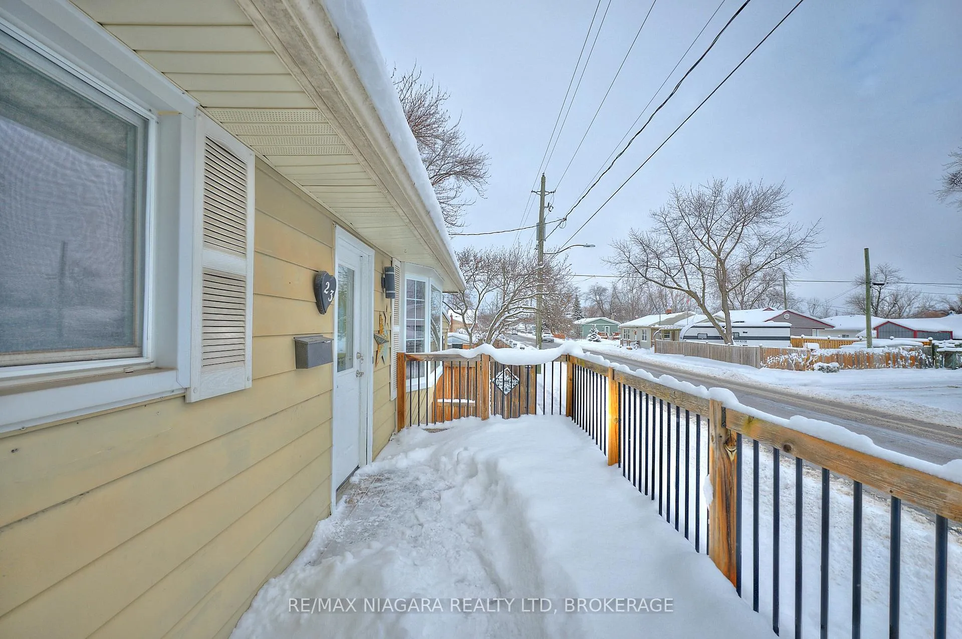 Photo 30 of 23 Alexandra Boulevard, St. Catharines, Secord Woods — HOMEH