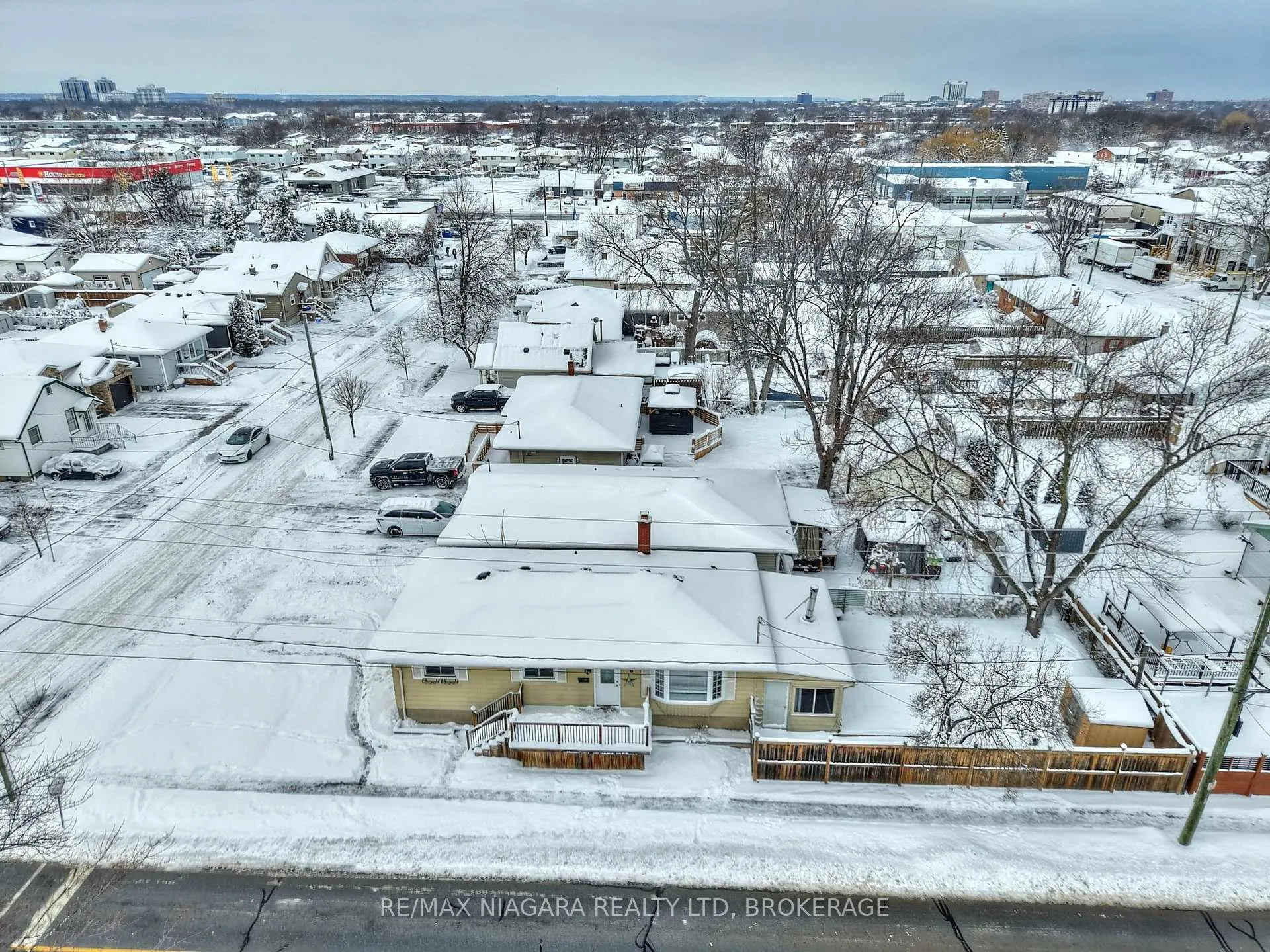 Photo 37 of 23 Alexandra Boulevard, St. Catharines, Secord Woods — HOMEH