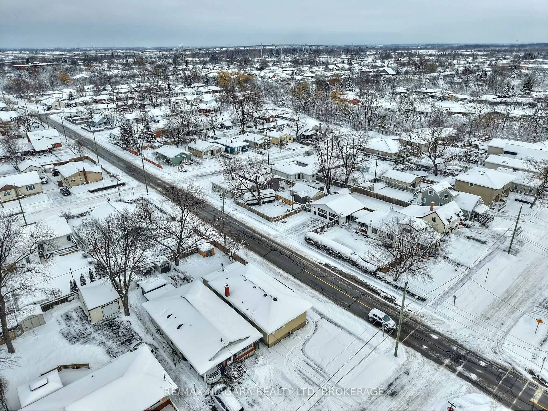 Photo 40 of 23 Alexandra Boulevard, St. Catharines, Secord Woods — HOMEH