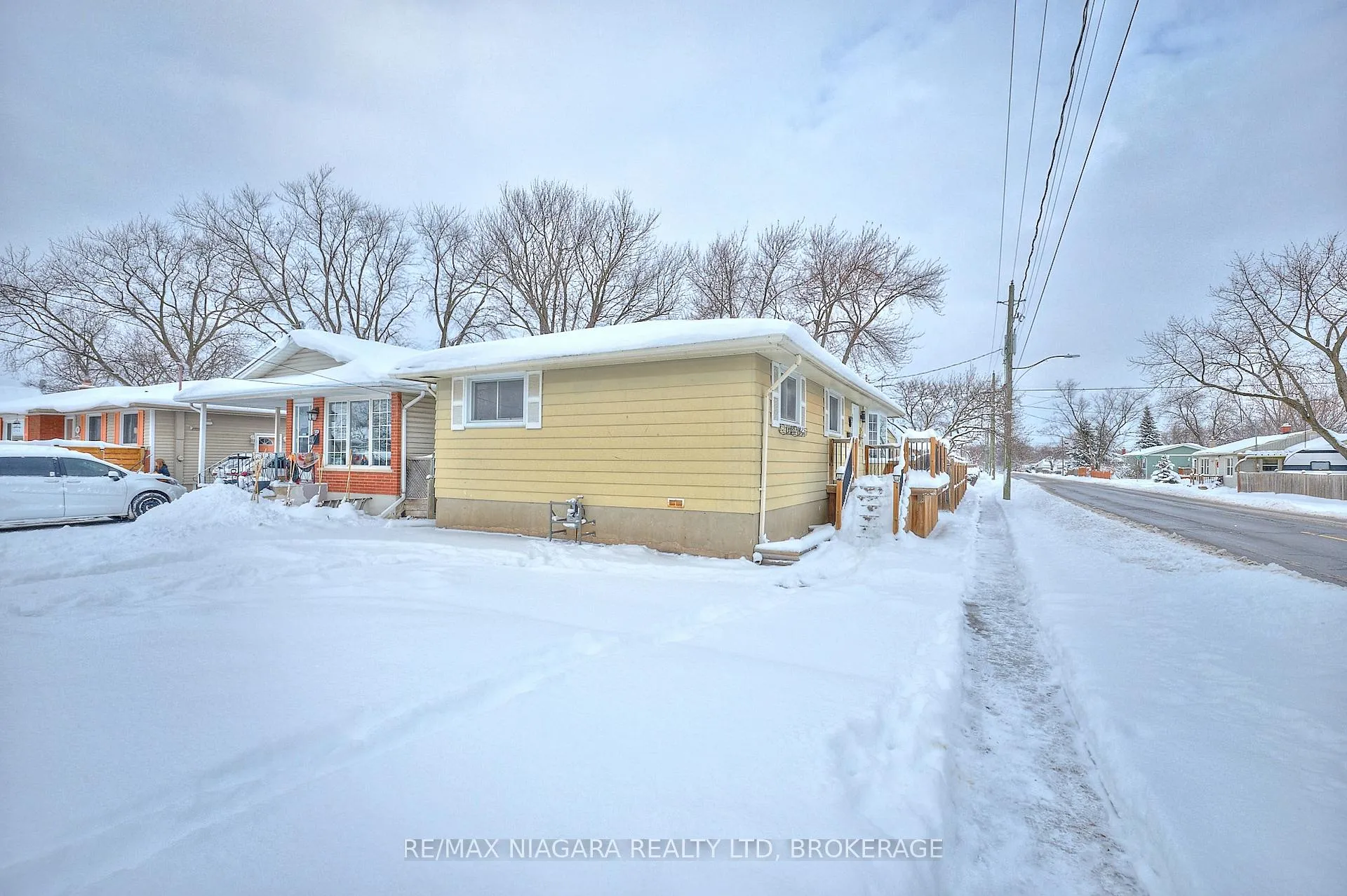 Photo 41 of 23 Alexandra Boulevard, St. Catharines, Secord Woods — HOMEH