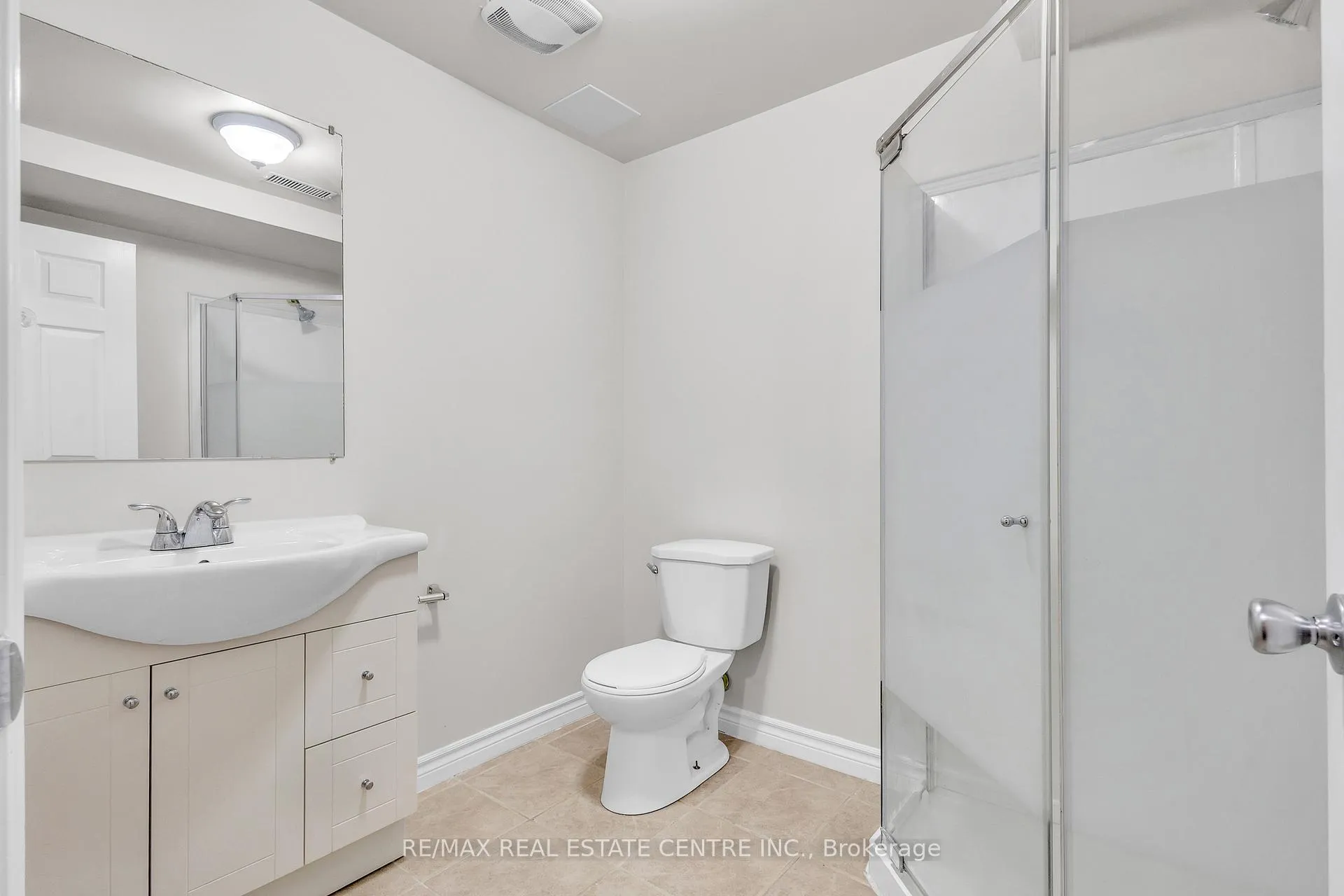 Photo 33 of 2 Waterwillow Court, Kitchener — HOMEH