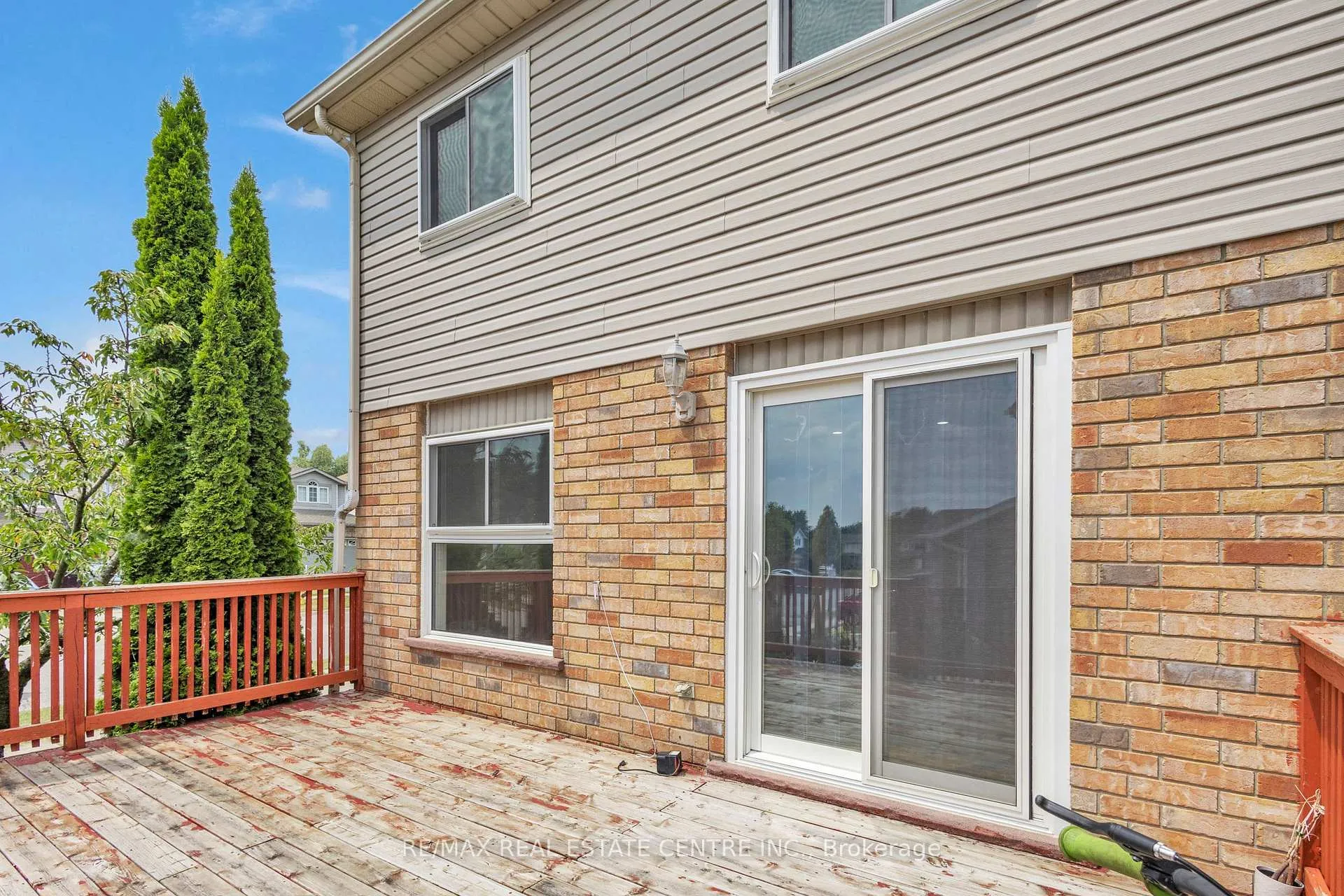 Photo 35 of 2 Waterwillow Court, Kitchener — HOMEH