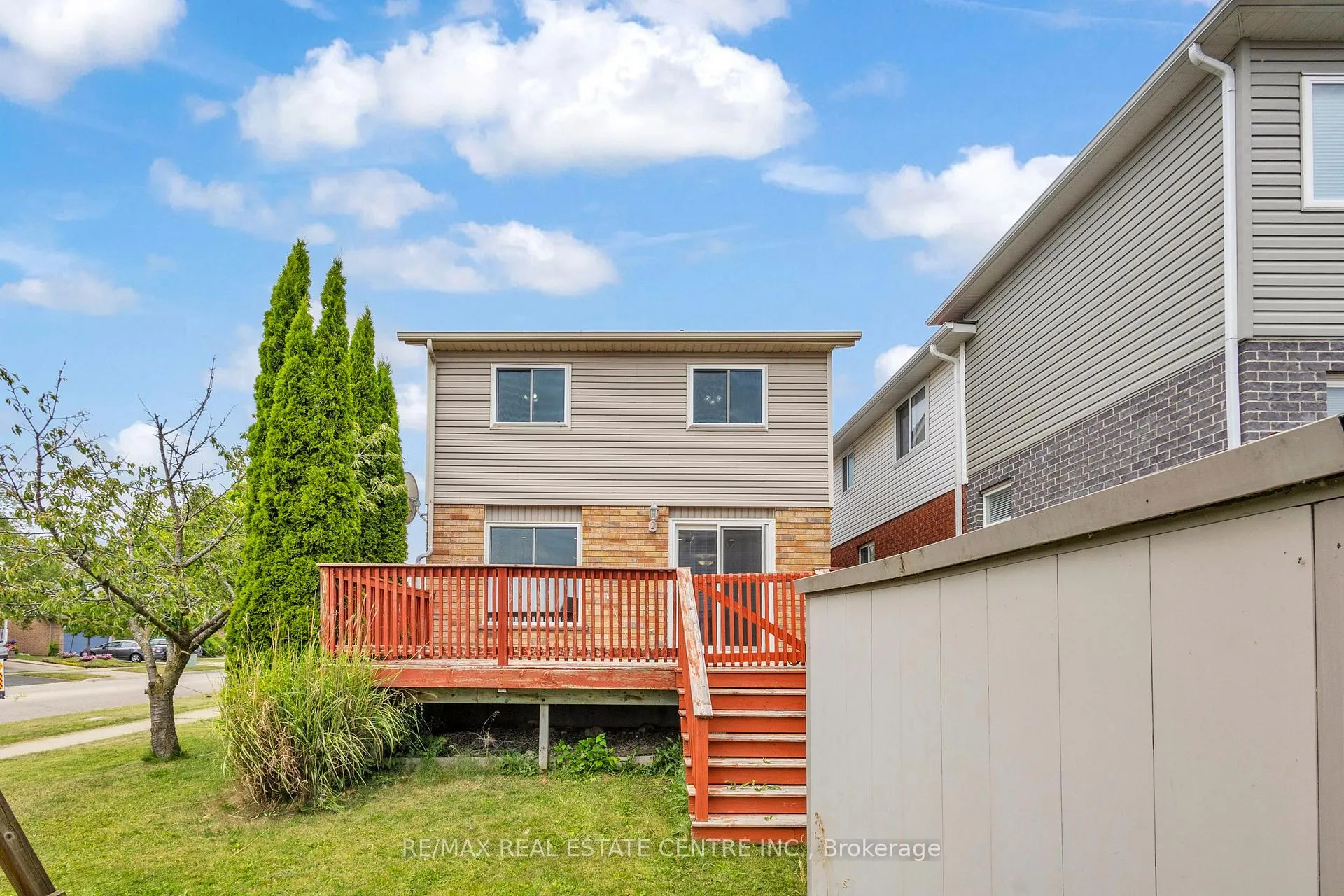 Photo 38 of 2 Waterwillow Court, Kitchener — HOMEH