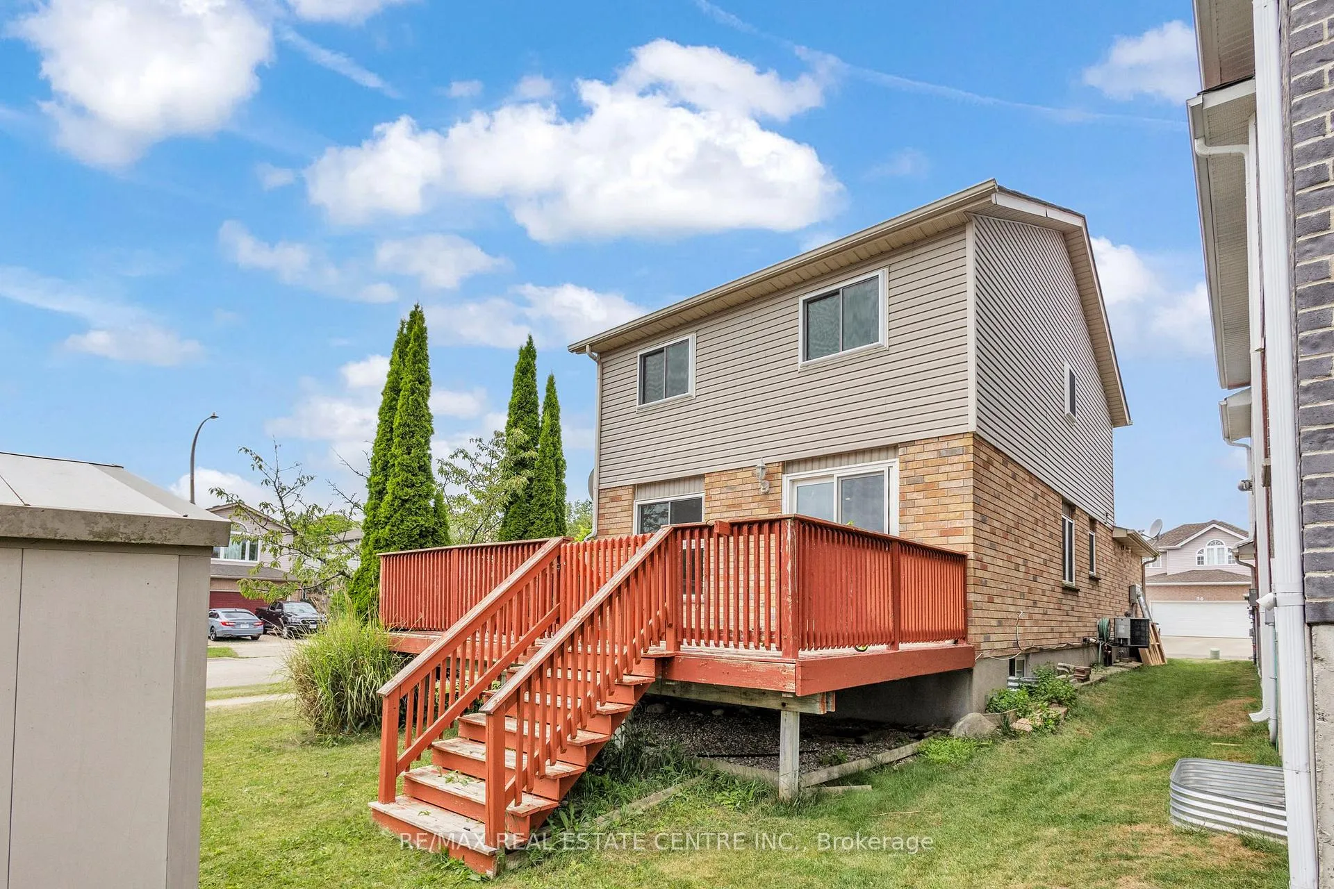 Photo 39 of 2 Waterwillow Court, Kitchener — HOMEH