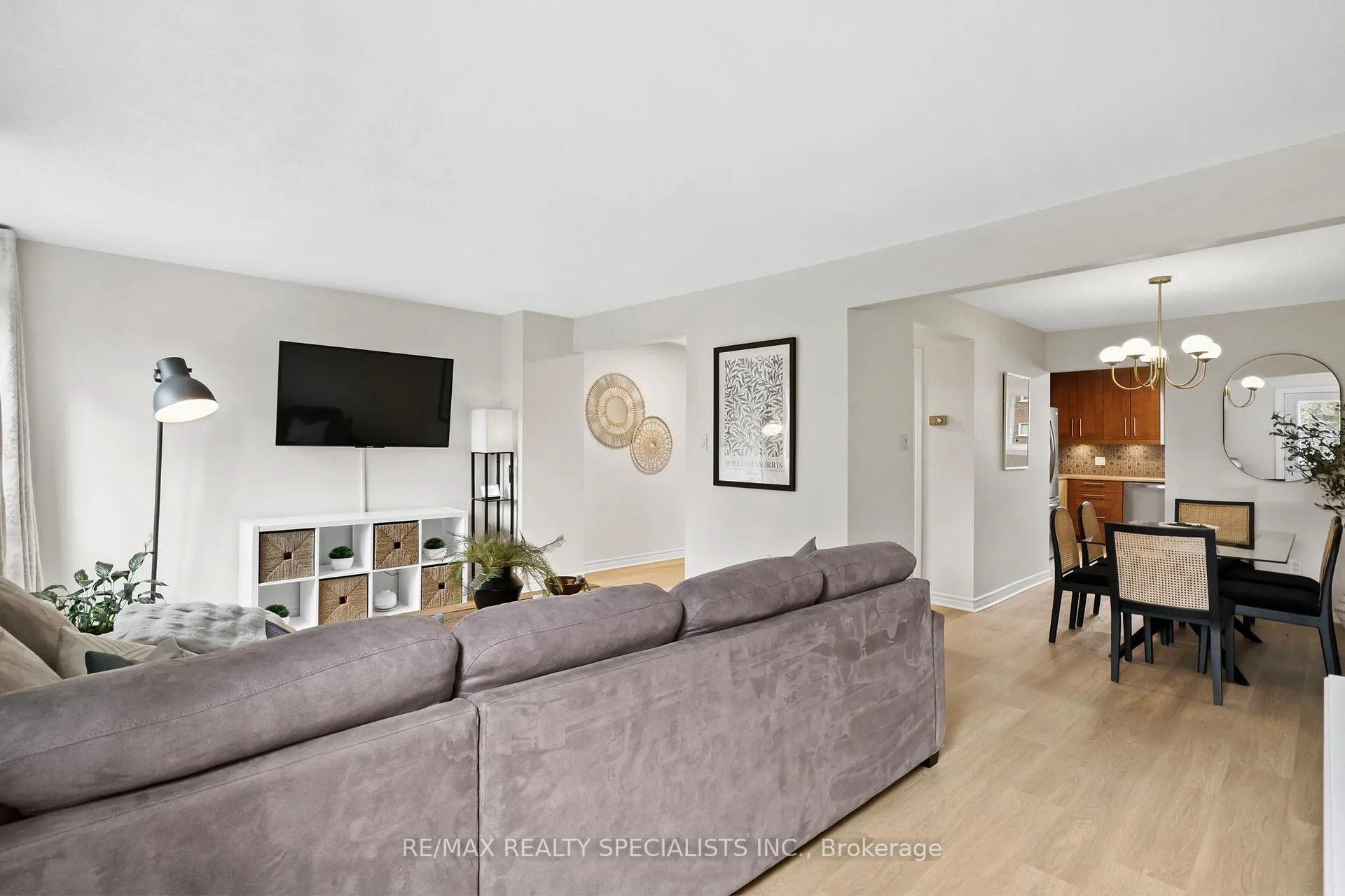 Photo 8 of 5556 Schueller Crescent, Burlington, Appleby — HOMEH