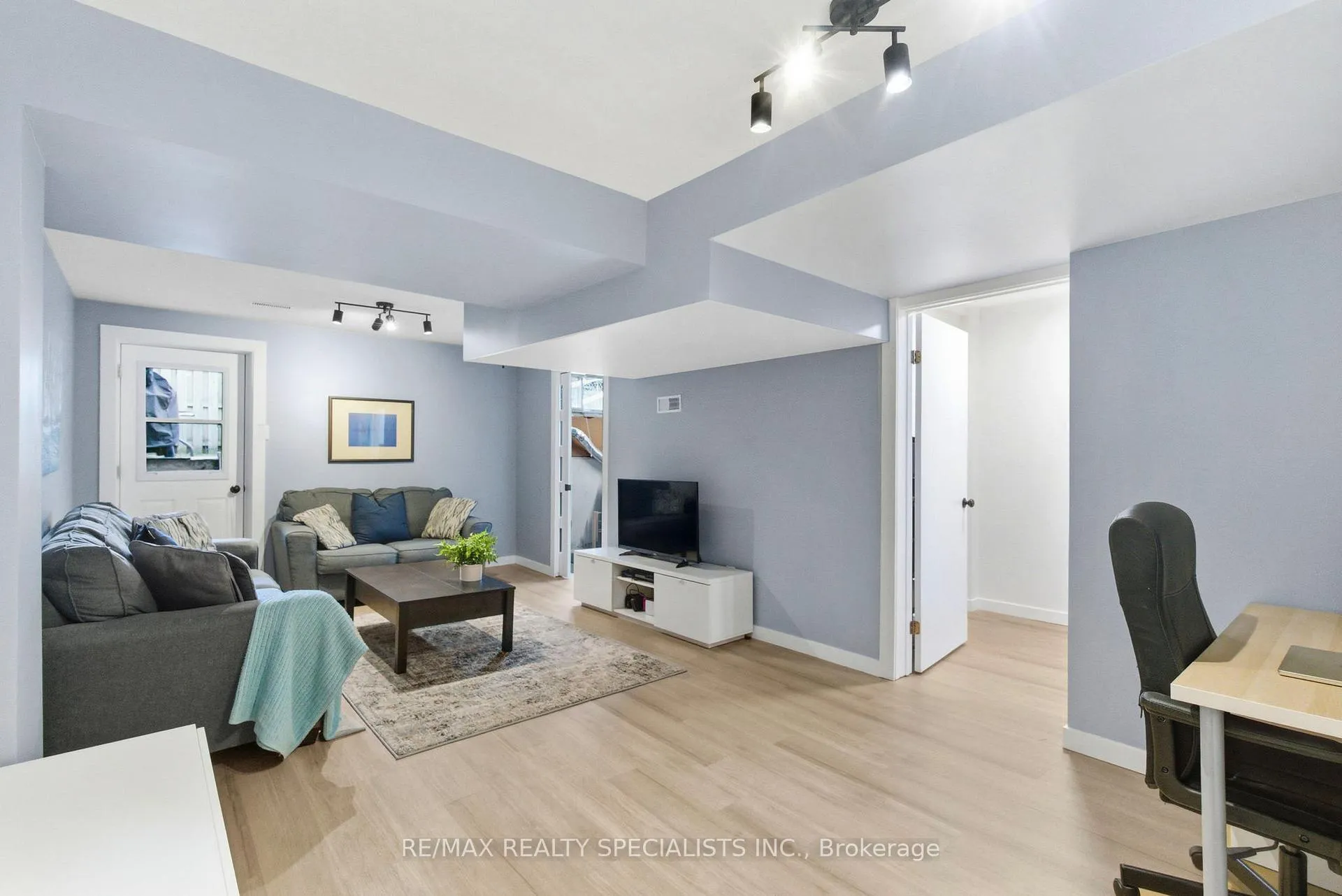 Photo 34 of 5556 Schueller Crescent, Burlington, Appleby — HOMEH