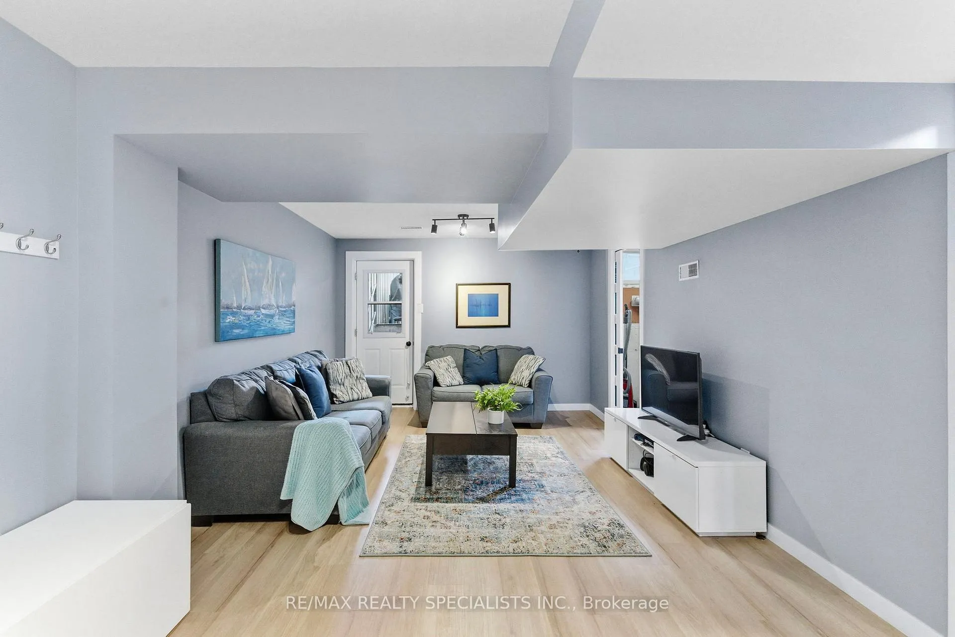 Photo 36 of 5556 Schueller Crescent, Burlington, Appleby — HOMEH
