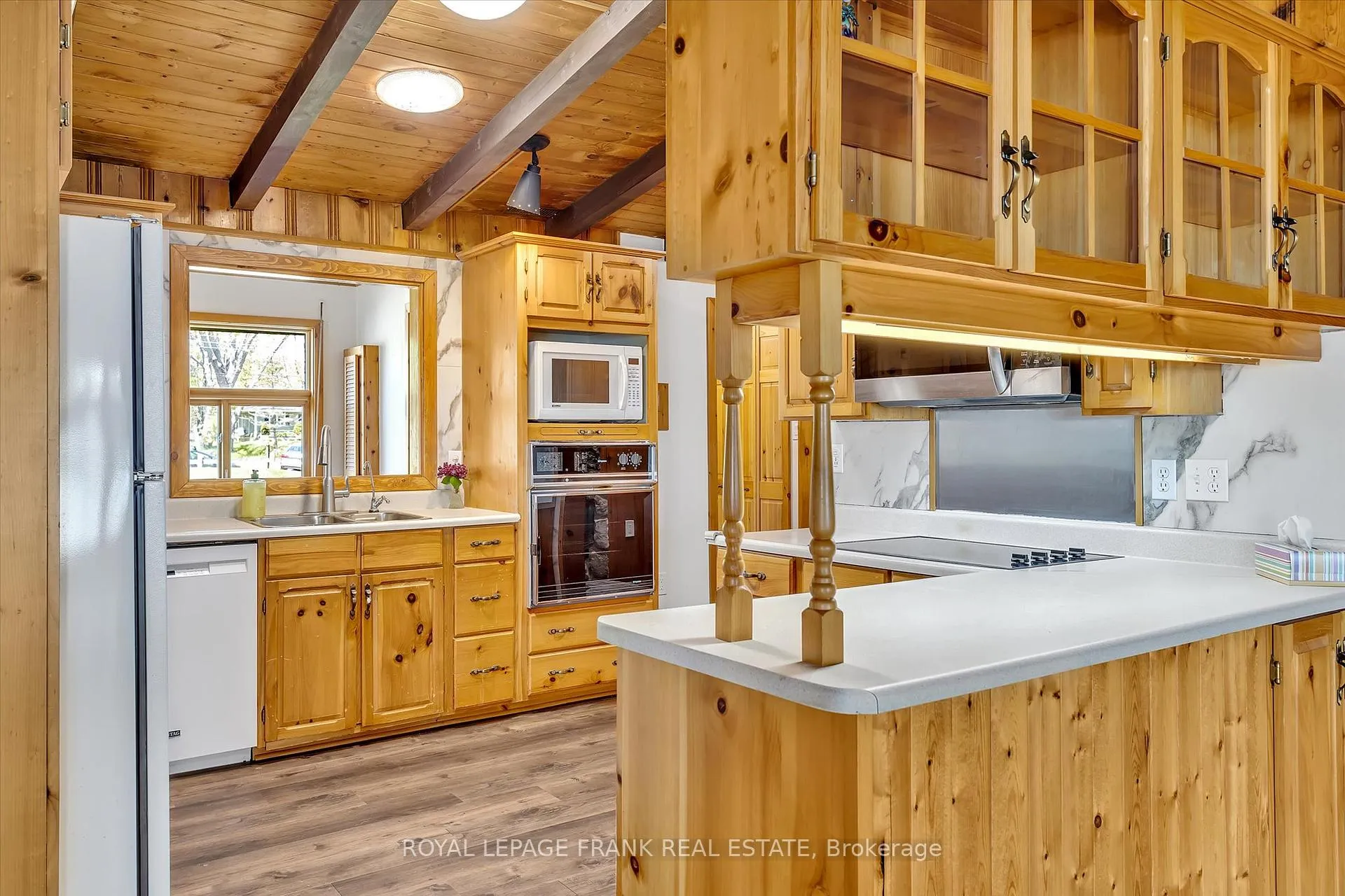 Photo 12 of 3 Clonsilla Drive, Kawartha Lakes, Verulam — HOMEH