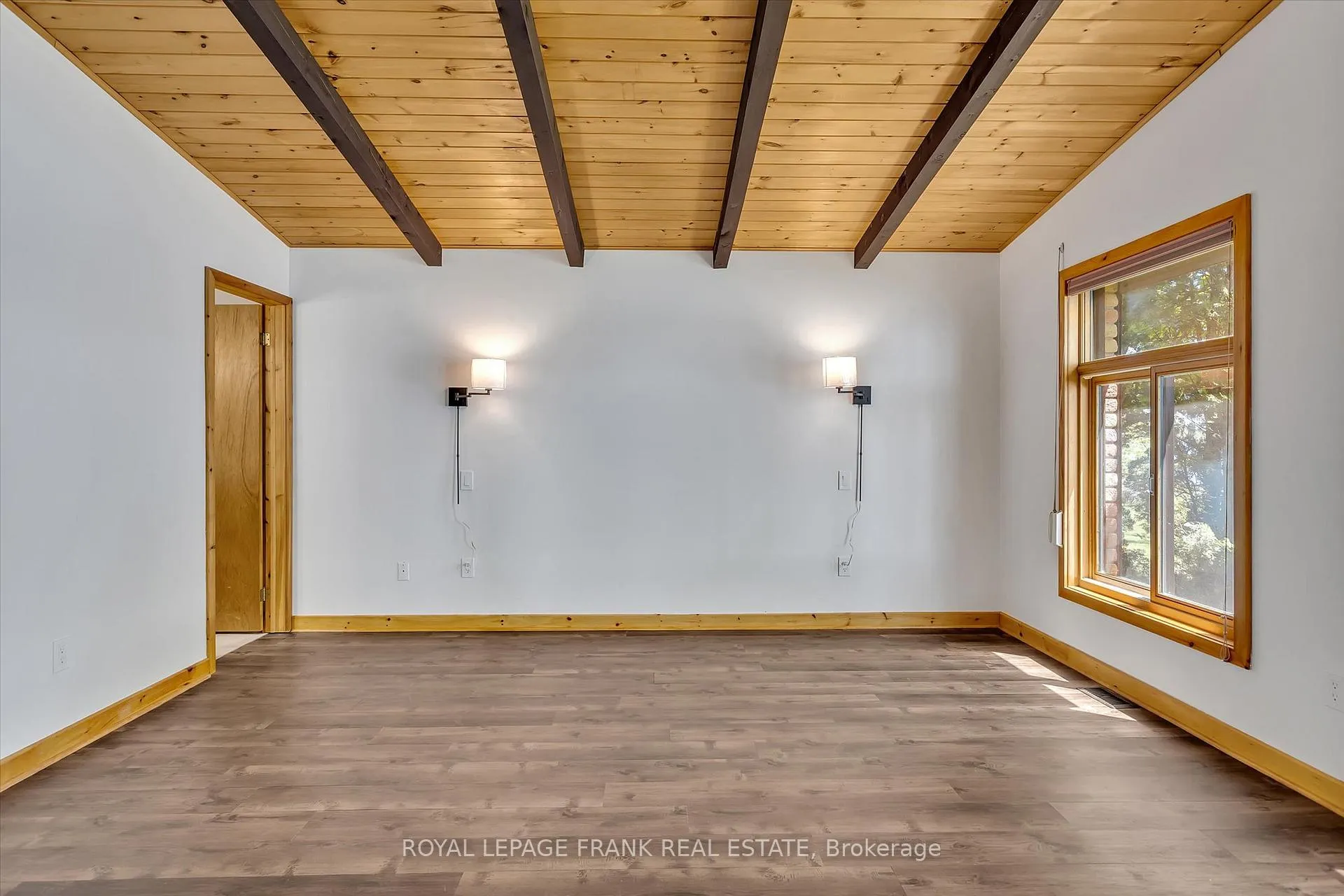 Photo 22 of 3 Clonsilla Drive, Kawartha Lakes, Verulam — HOMEH
