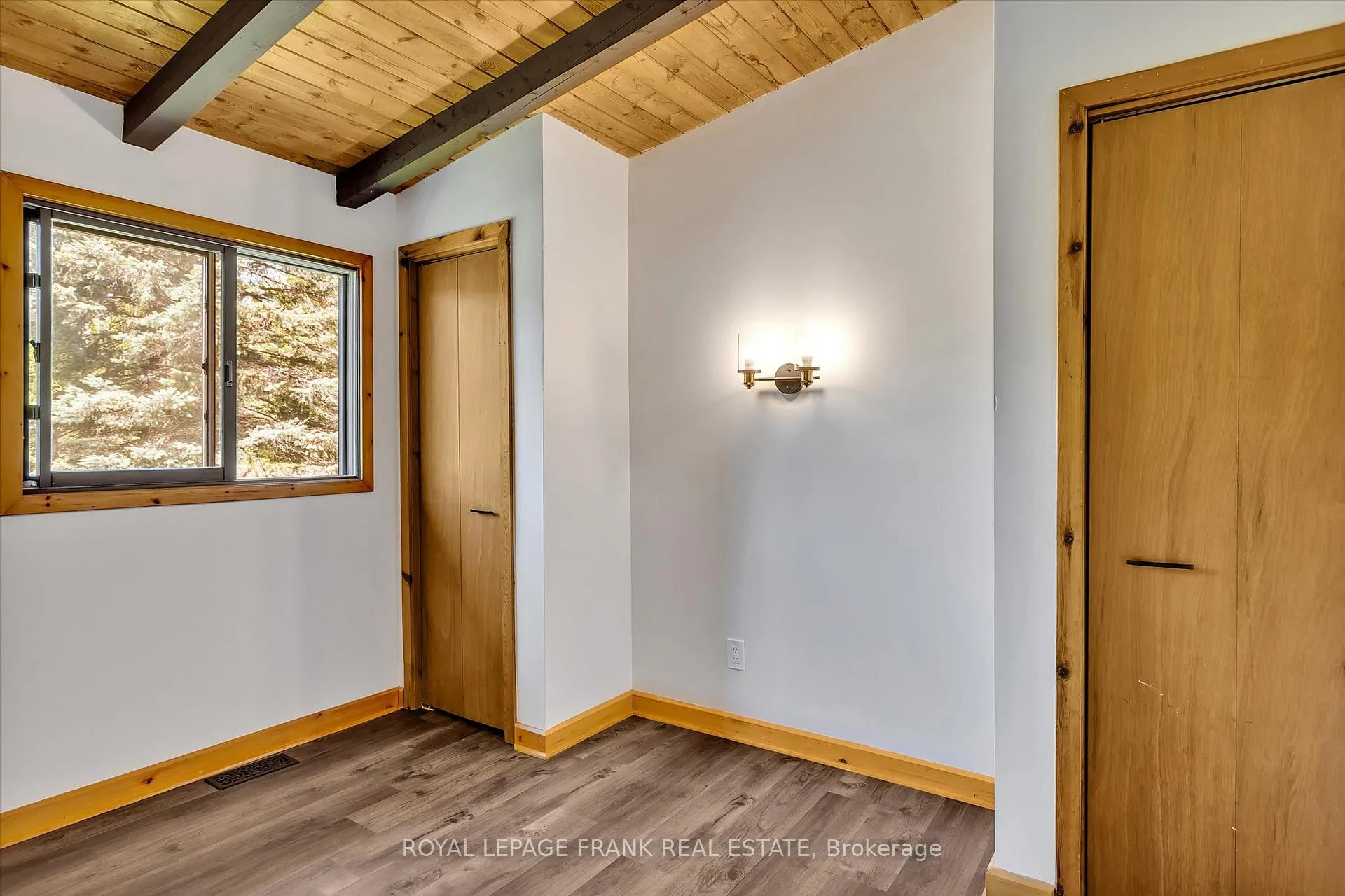 Photo 26 of 3 Clonsilla Drive, Kawartha Lakes, Verulam — HOMEH