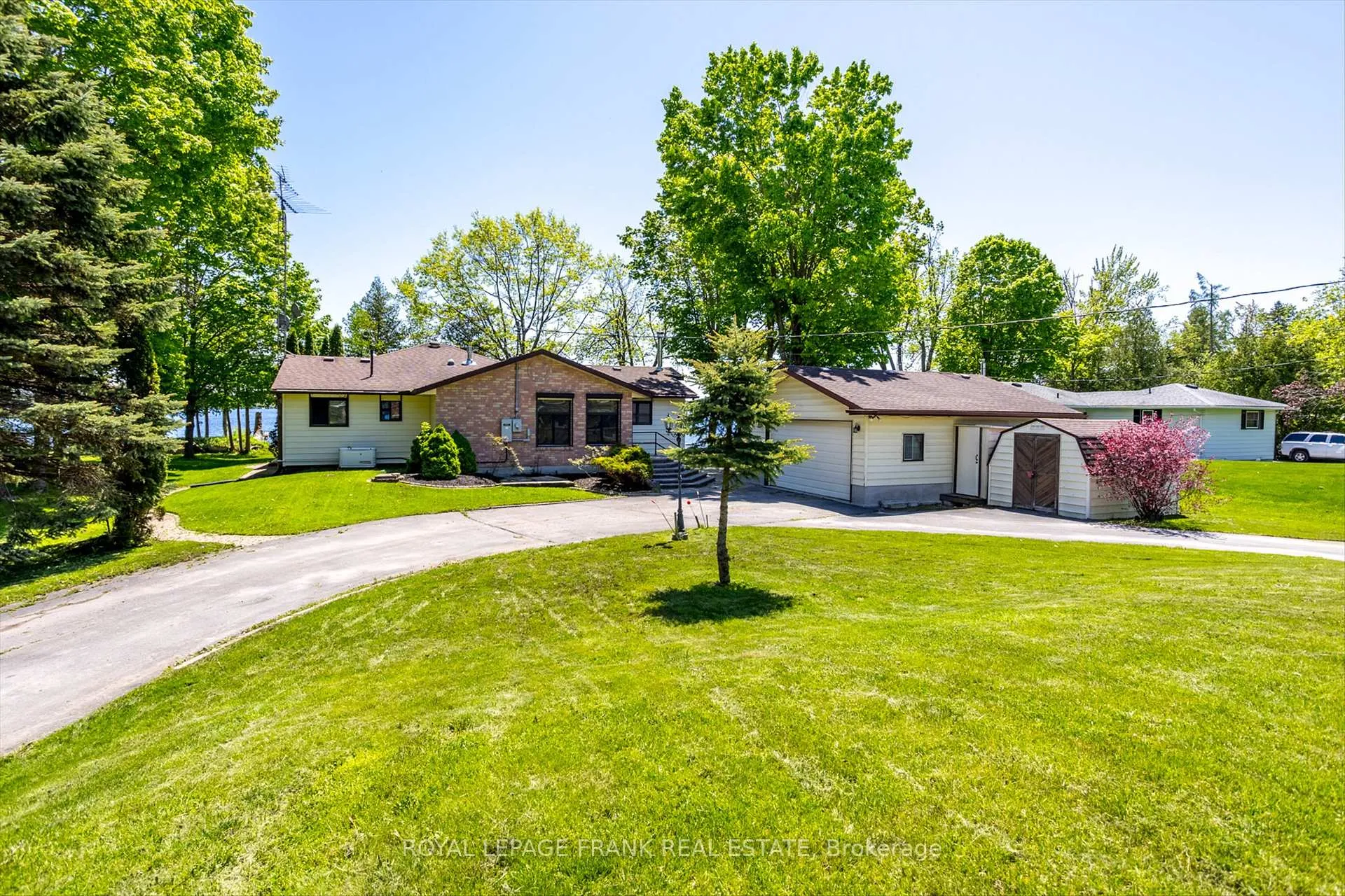 Photo 31 of 3 Clonsilla Drive, Kawartha Lakes, Verulam — HOMEH