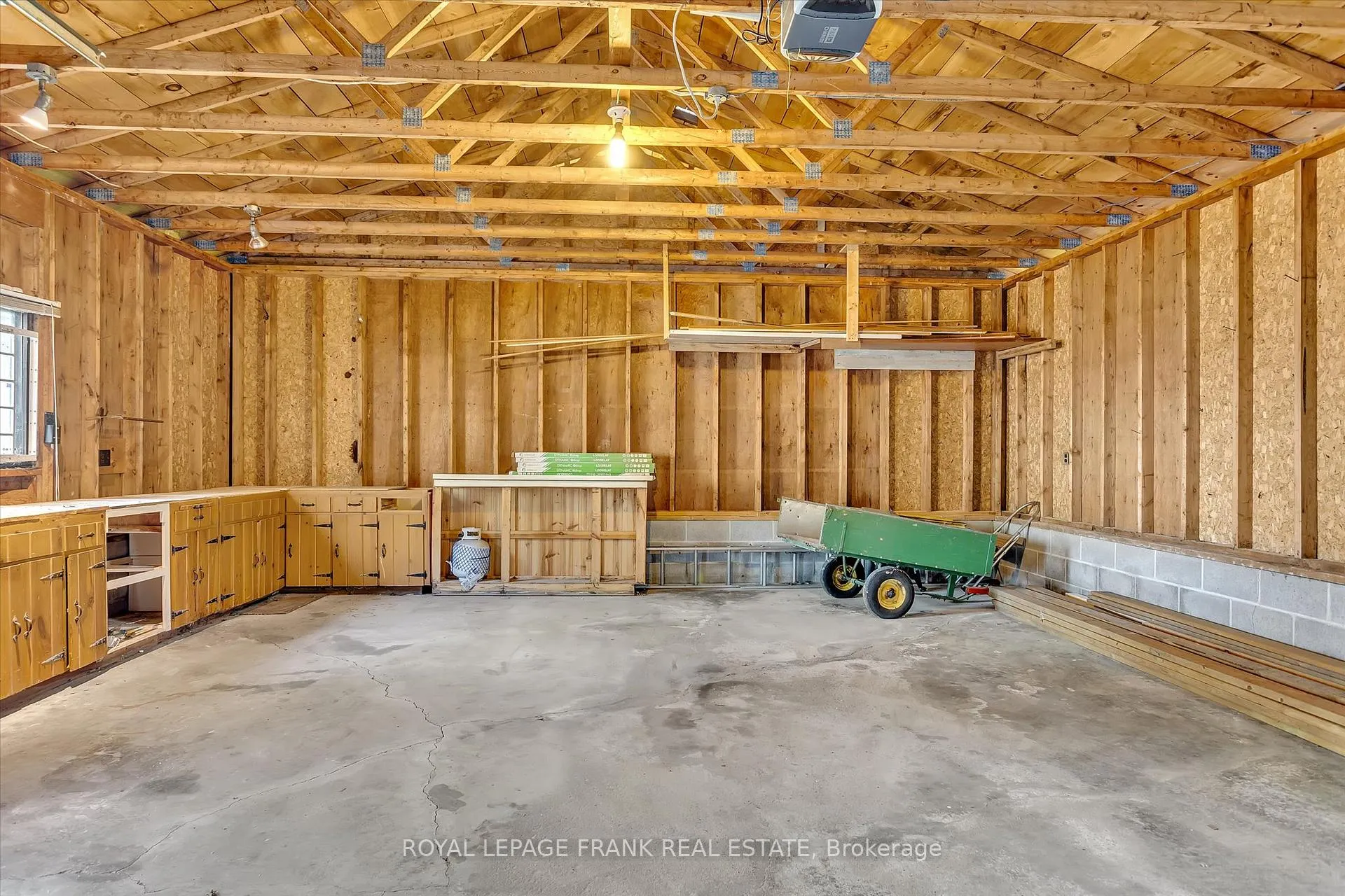 Photo 41 of 3 Clonsilla Drive, Kawartha Lakes, Verulam — HOMEH