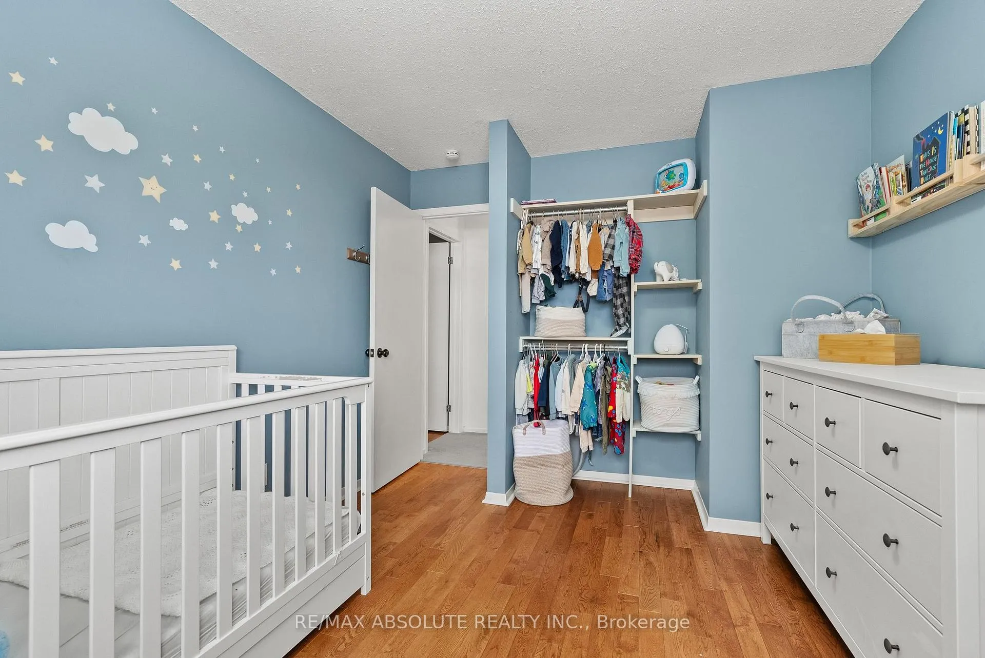 Photo 31 of 29 Bentworth Crescent, Ottawa, Craig Henry/Woodvale — HOMEH