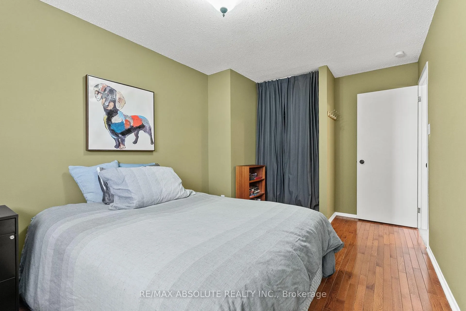 Photo 33 of 29 Bentworth Crescent, Ottawa, Craig Henry/Woodvale — HOMEH