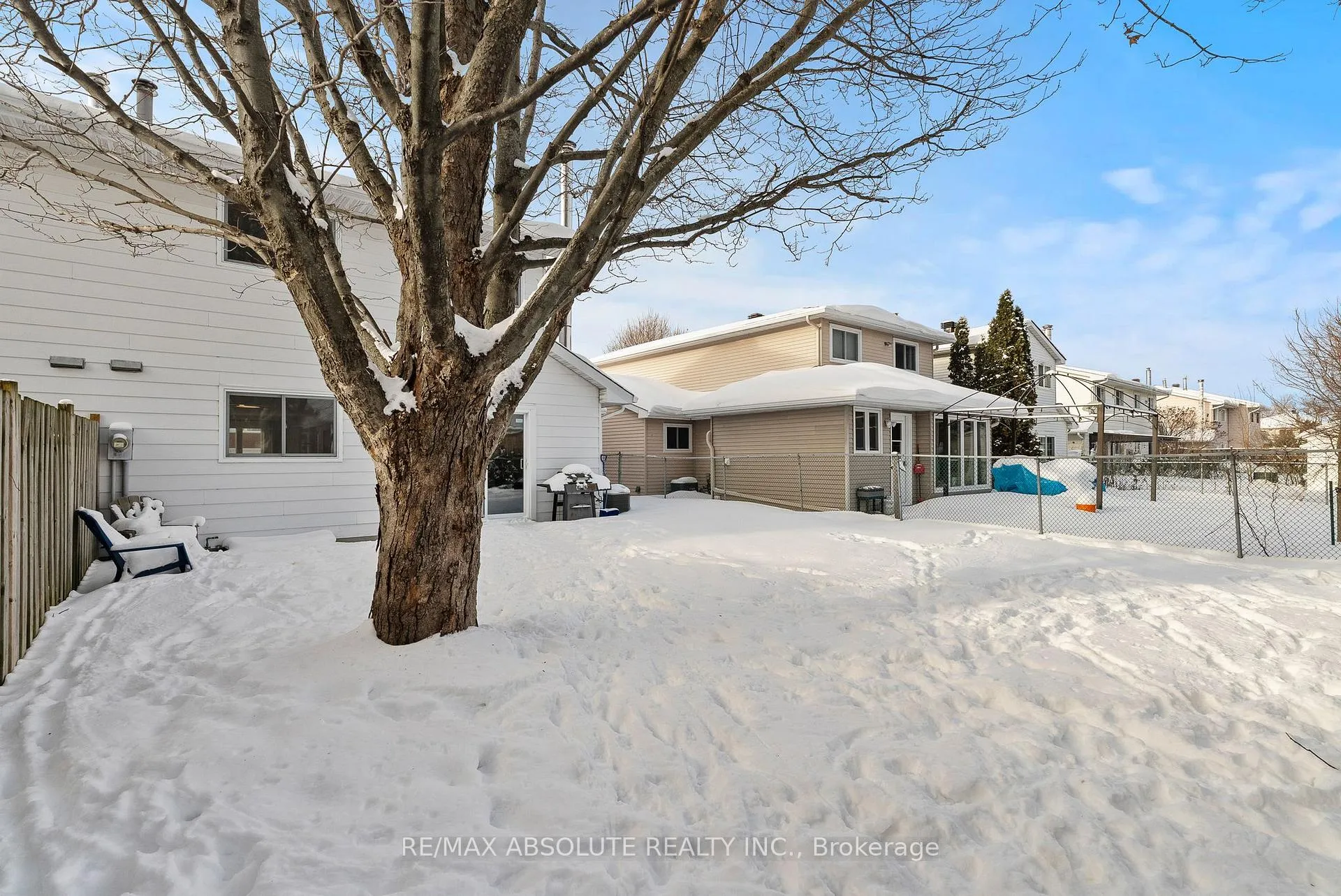 Photo 37 of 29 Bentworth Crescent, Ottawa, Craig Henry/Woodvale — HOMEH