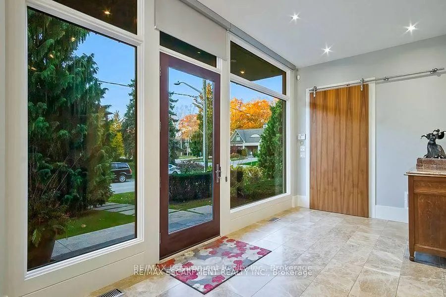 Photo 6 of 1414 Amber Crescent, Oakville, Morrison — HOMEH