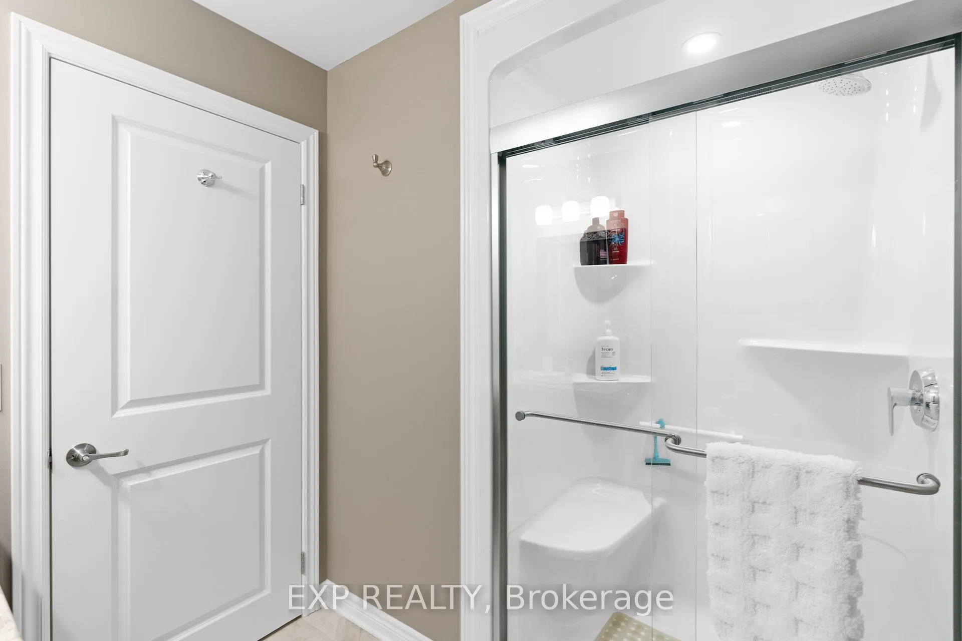 Photo 36 of 25 Andrew Lane, Thorold, Hurricane/Merrittville — HOMEH
