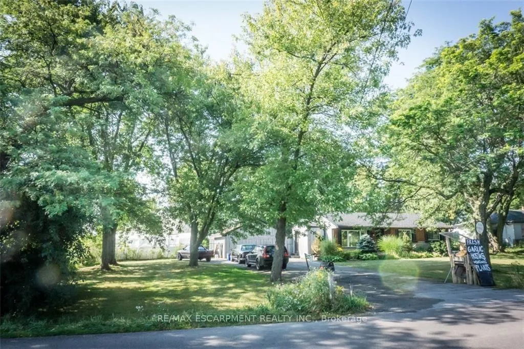 Photo 2 of 6465 Twenty Road E, Hamilton, Hannon — HOMEH