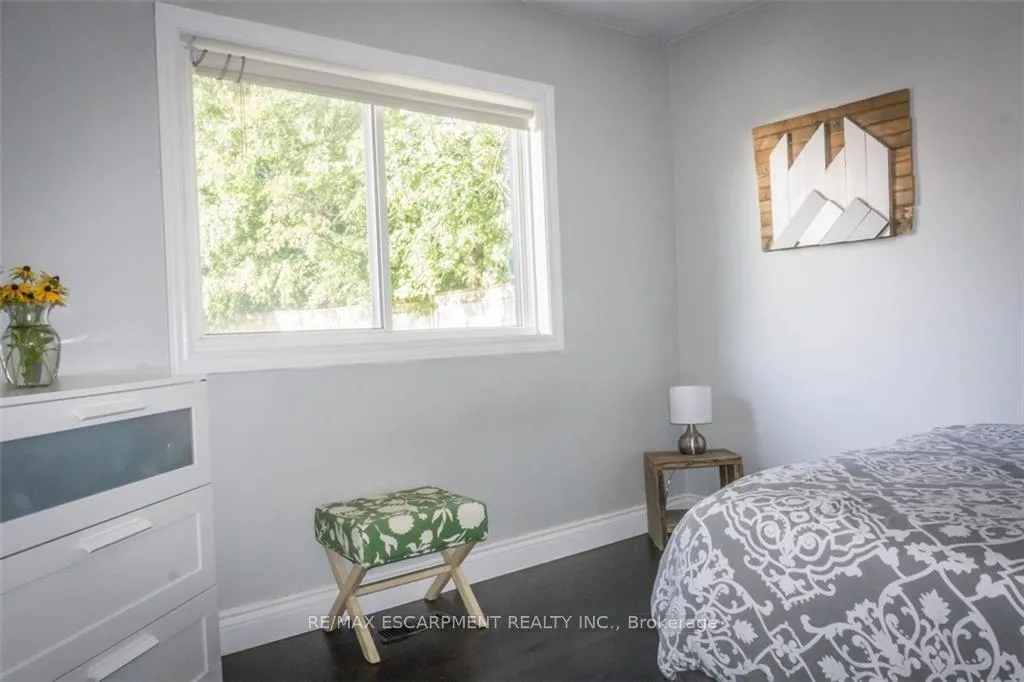 Photo 11 of 6465 Twenty Road E, Hamilton, Hannon — HOMEH
