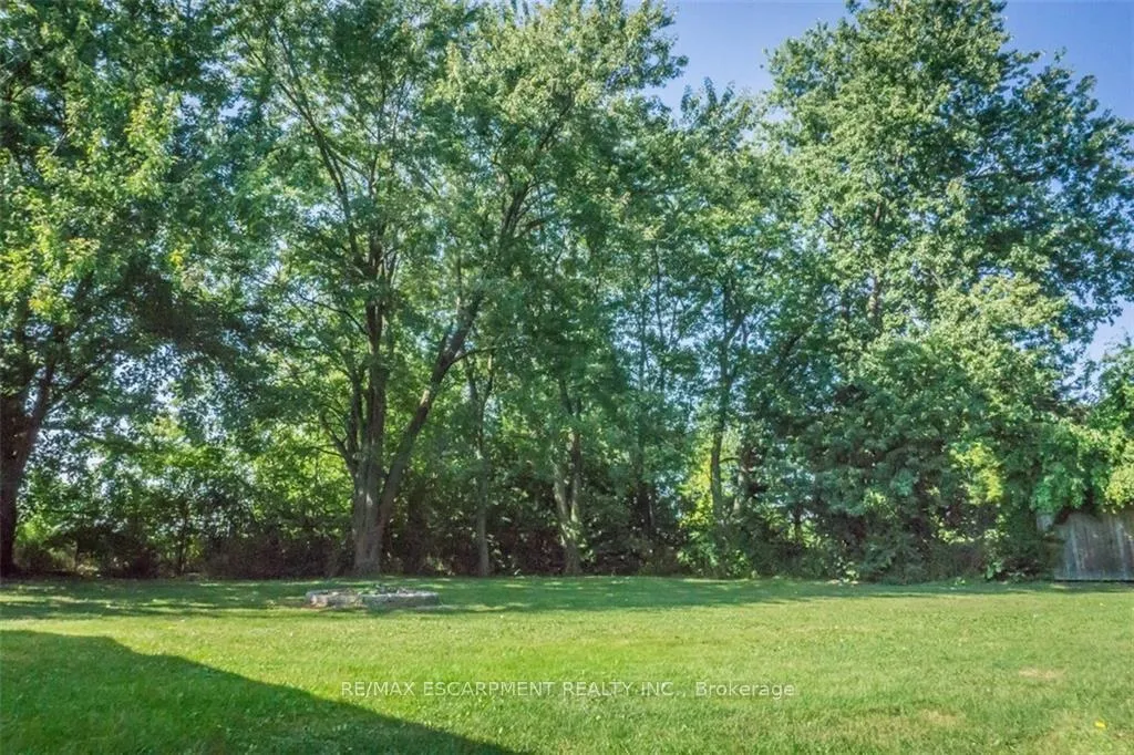 Photo 16 of 6465 Twenty Road E, Hamilton, Hannon — HOMEH