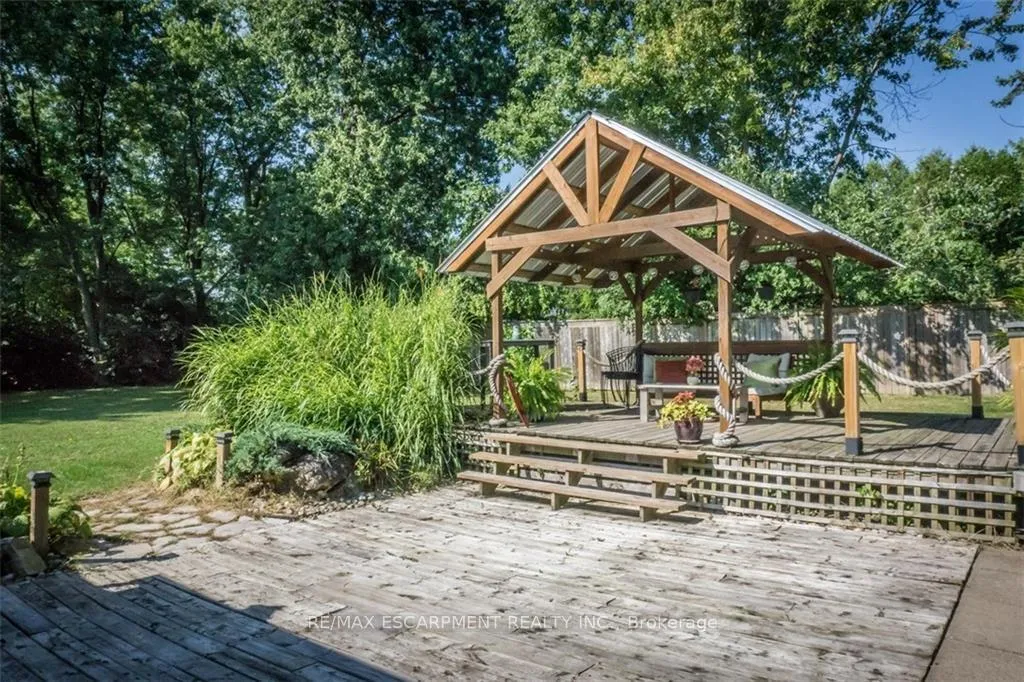 Photo 18 of 6465 Twenty Road E, Hamilton, Hannon — HOMEH