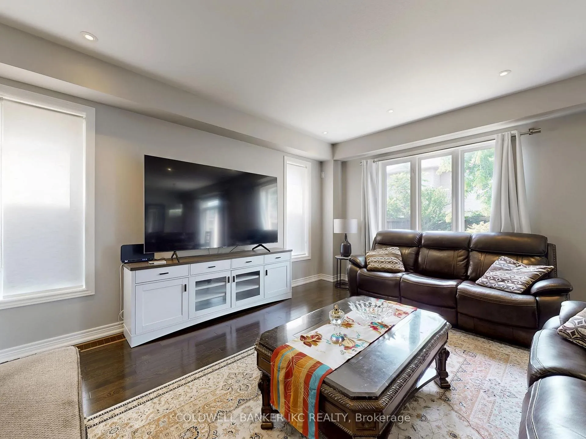Photo 7 of 45 Forest Creek Drive, Kitchener, Doon South — HOMEH