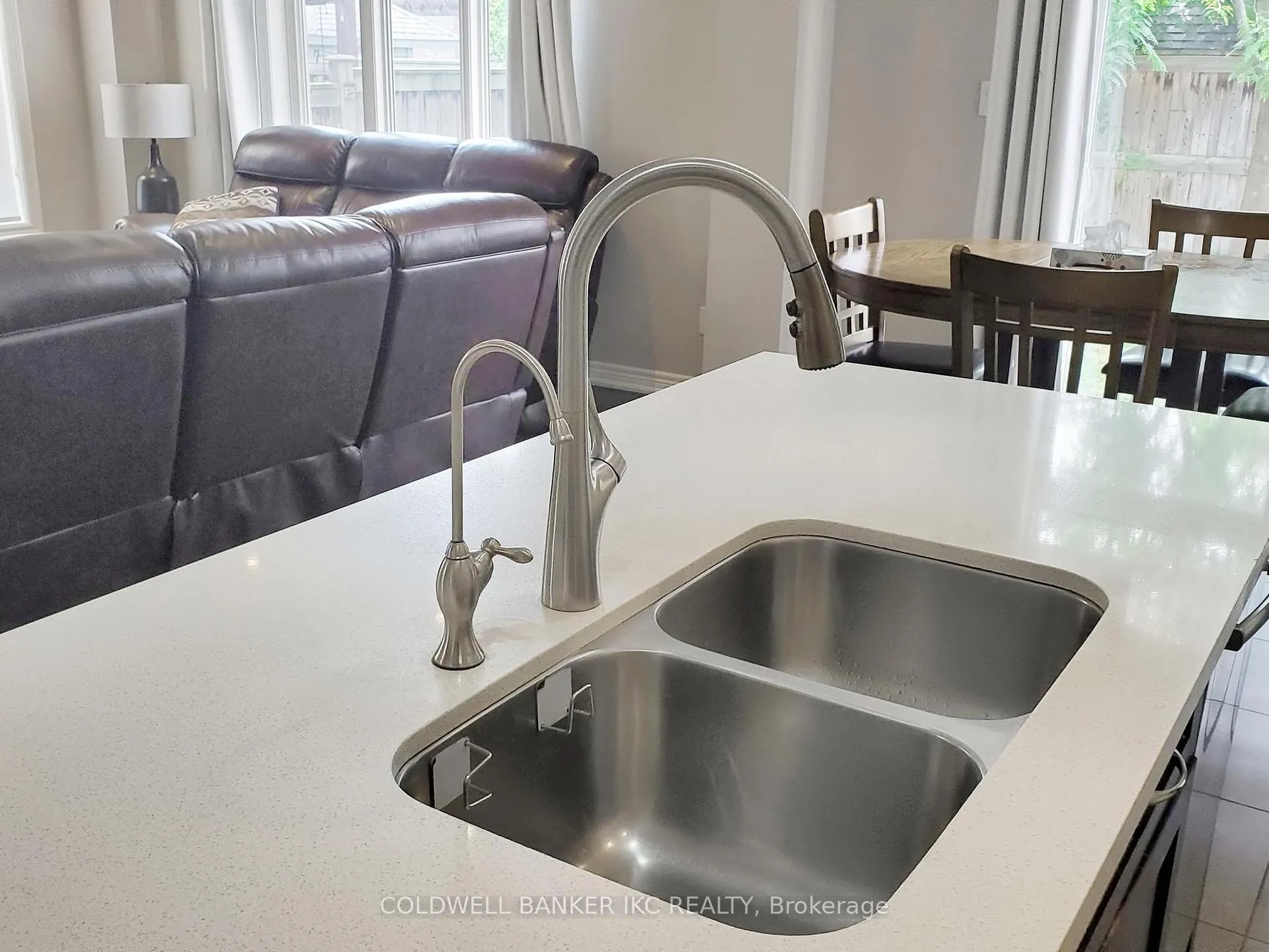 Photo 14 of 45 Forest Creek Drive, Kitchener, Doon South — HOMEH