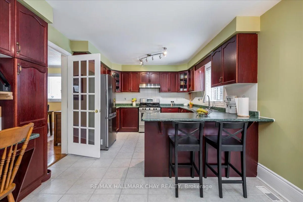 Photo 9 of 2327 Jack Crescent, Innisfil, Alcona — HOMEH