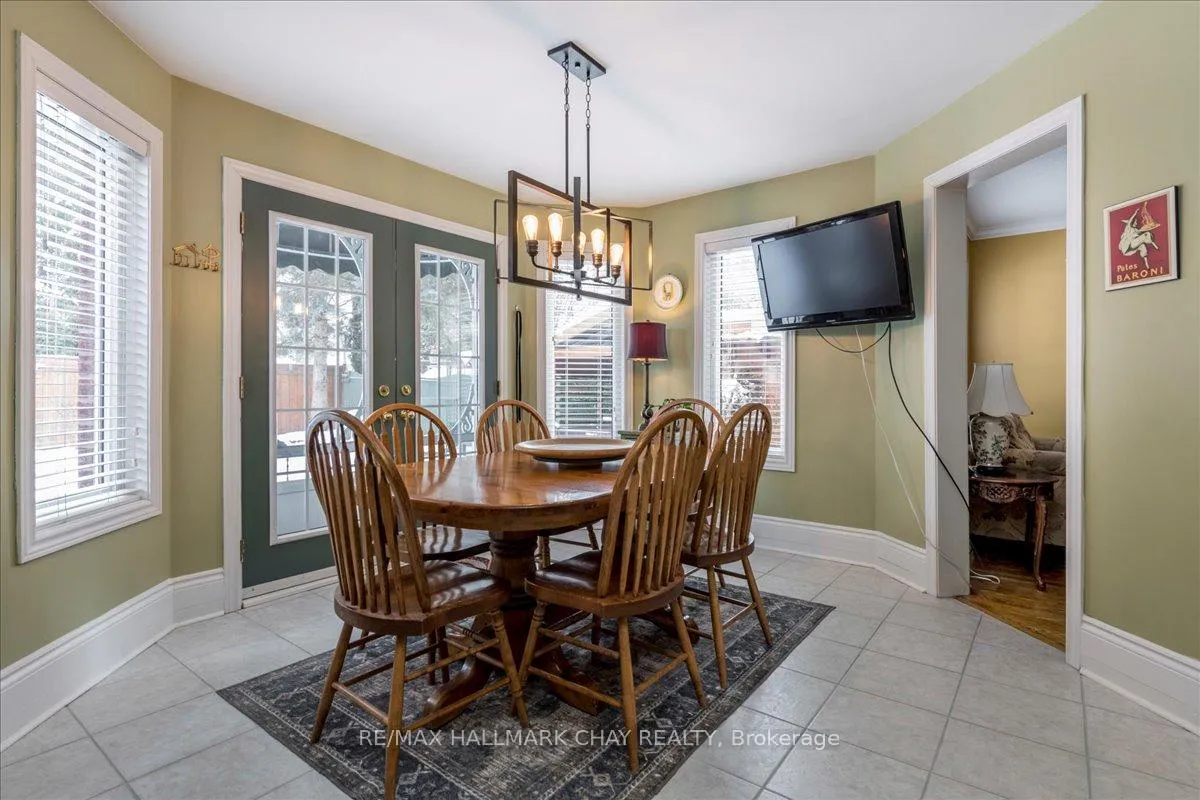 Photo 10 of 2327 Jack Crescent, Innisfil, Alcona — HOMEH