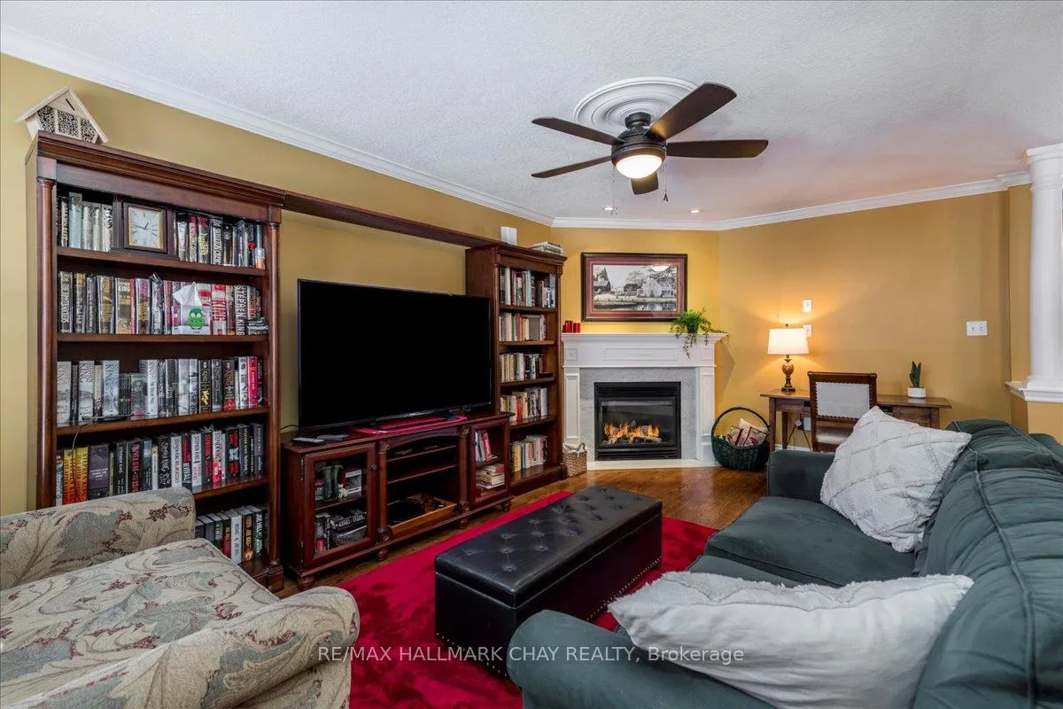 Photo 11 of 2327 Jack Crescent, Innisfil, Alcona — HOMEH