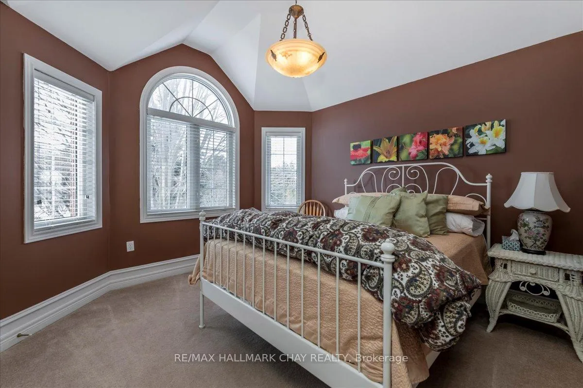 Photo 17 of 2327 Jack Crescent, Innisfil, Alcona — HOMEH
