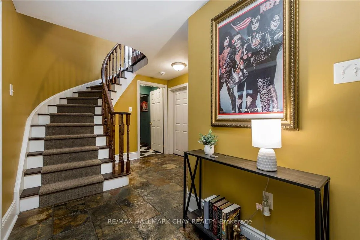 Photo 19 of 2327 Jack Crescent, Innisfil, Alcona — HOMEH