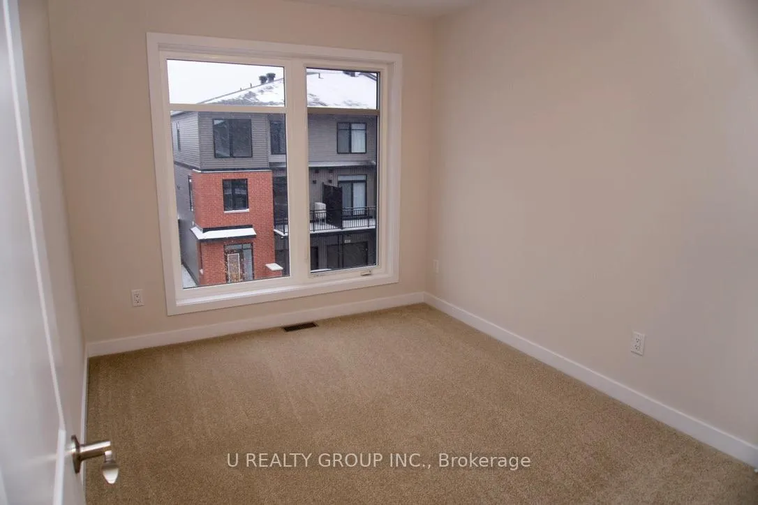 Photo 14 of 640 Corporal Private, Ottawa, Blossom Park/Kemp Park/Findlay Creek — HOMEH