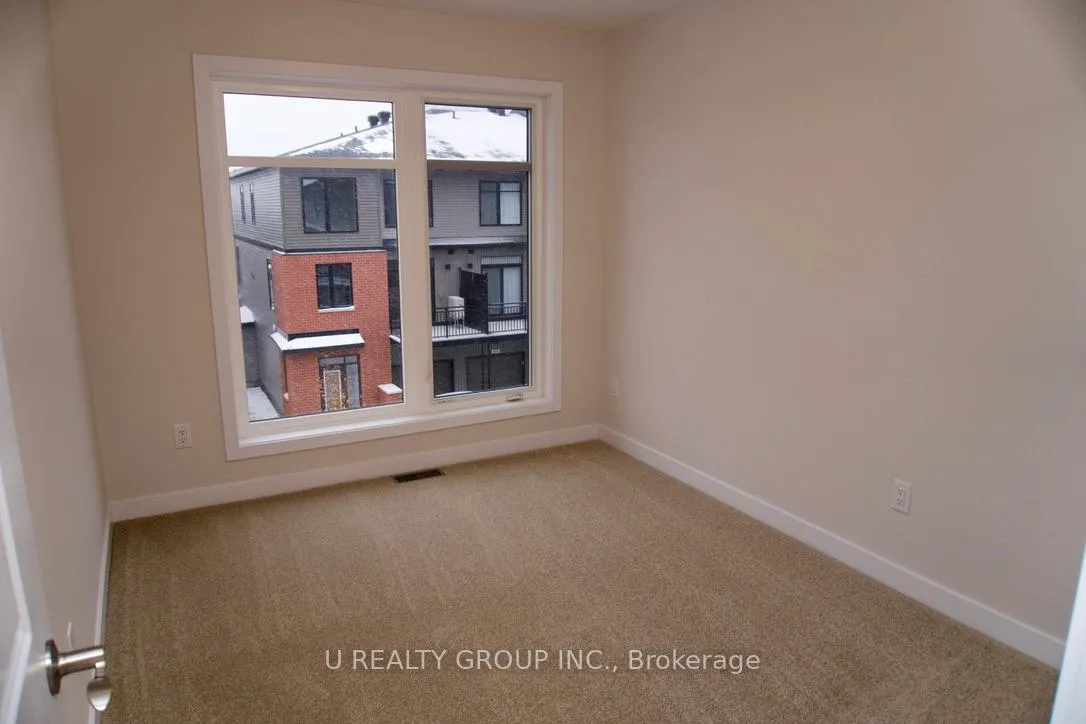 Photo 16 of 640 Corporal Private, Ottawa, Blossom Park/Kemp Park/Findlay Creek — HOMEH