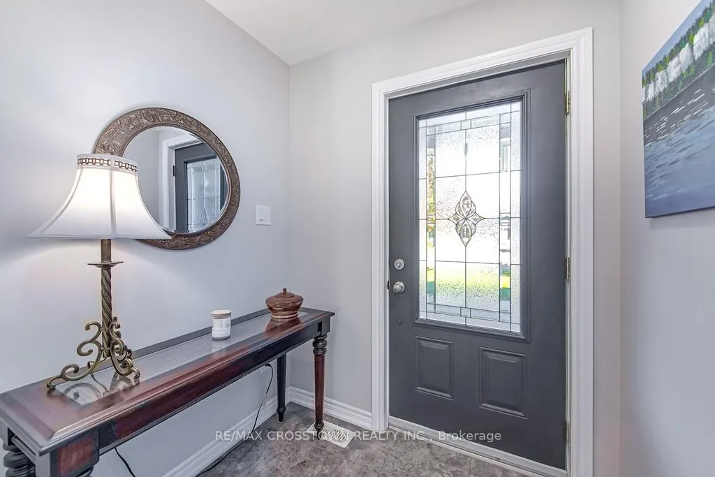 Photo 4 of 5 Chamberlain Crescent, Penetanguishene — HOMEH