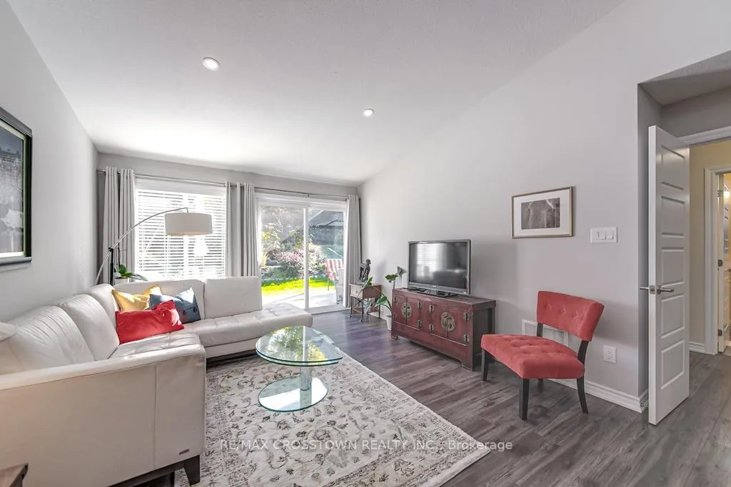 Photo 9 of 5 Chamberlain Crescent, Penetanguishene — HOMEH