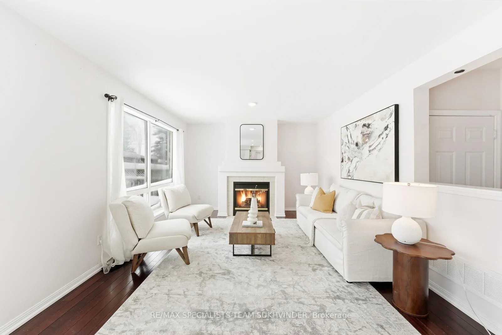 Photo 13 of 14 Tower Bridge Crescent, Markham, Berczy — HOMEH