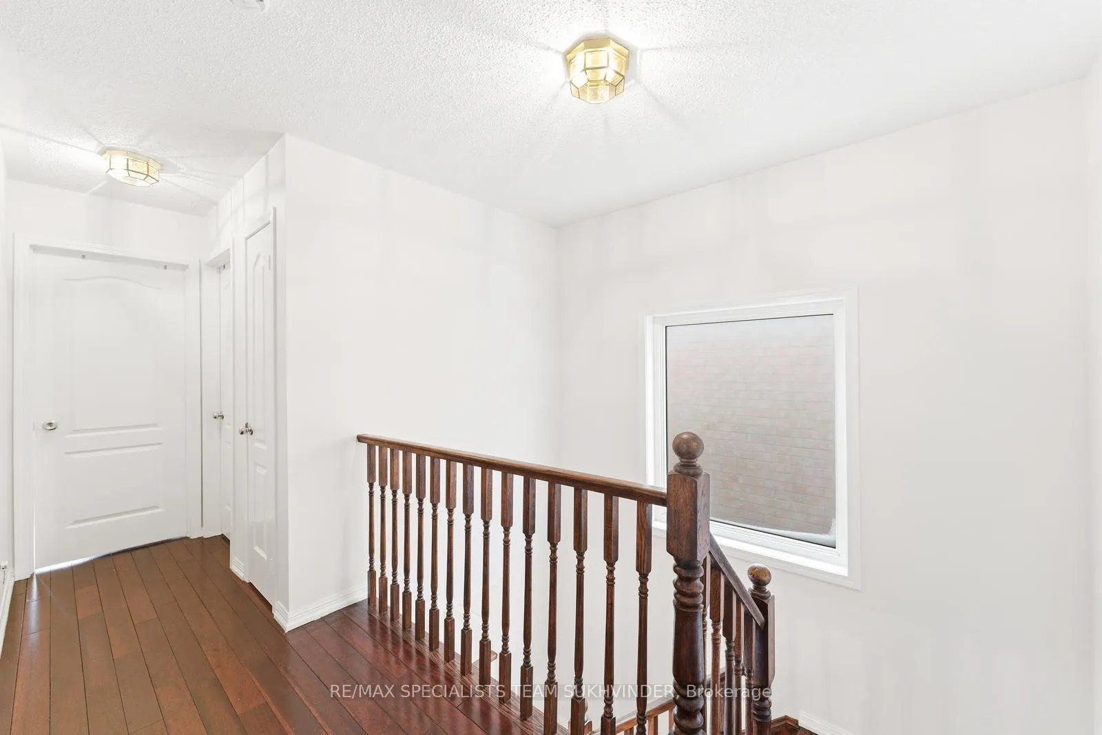 Photo 29 of 14 Tower Bridge Crescent, Markham, Berczy — HOMEH