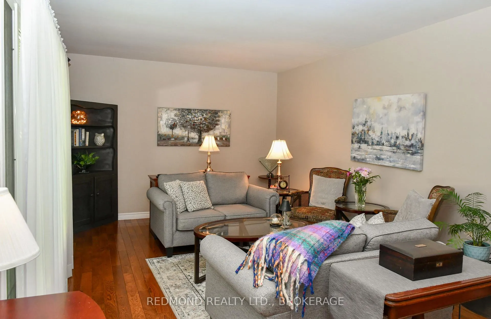 Photo 5 of 475 Pine Street E, Gananoque — HOMEH