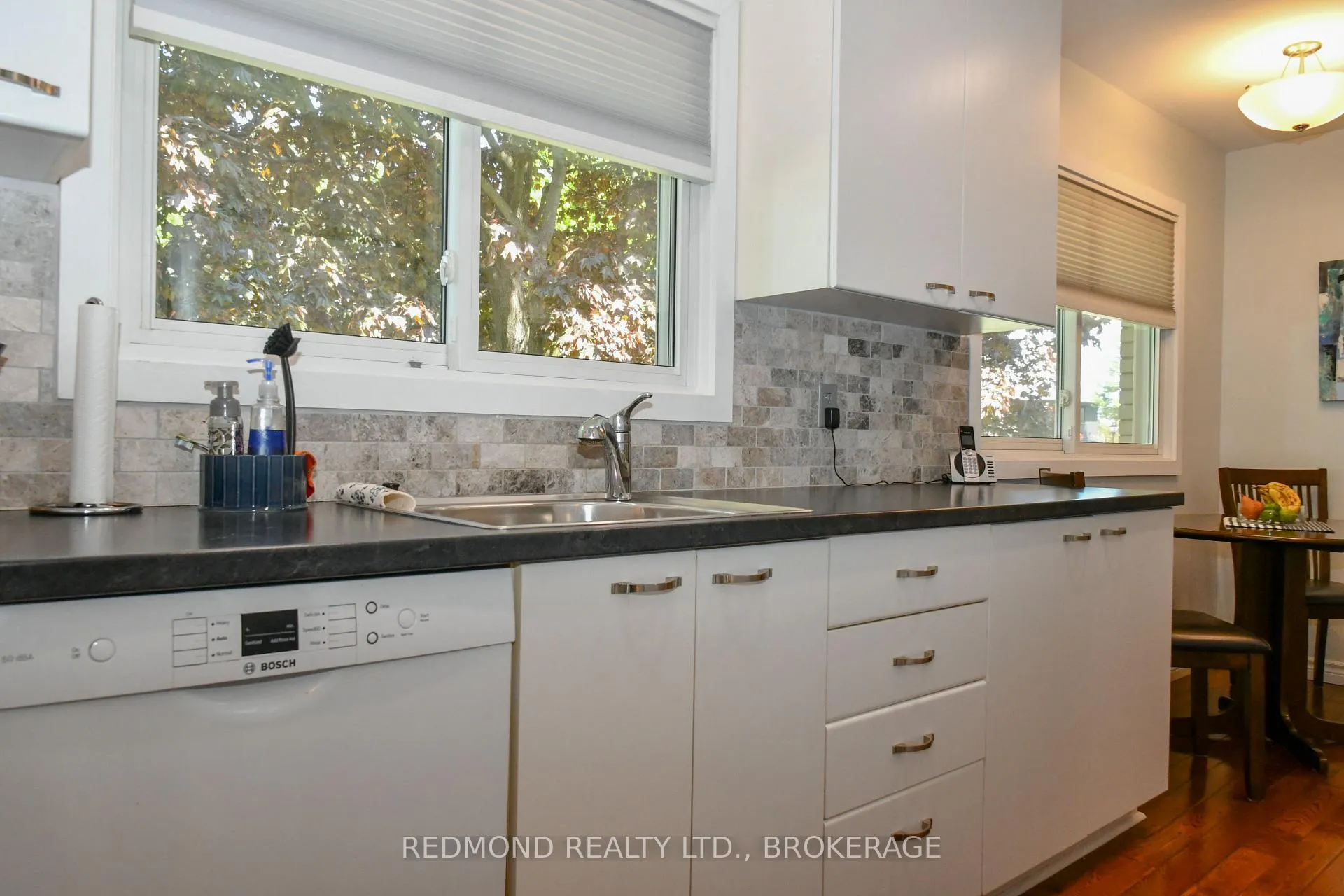 Photo 13 of 475 Pine Street E, Gananoque — HOMEH
