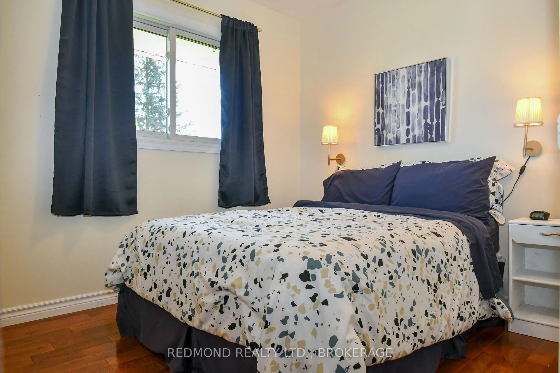 Photo 16 of 475 Pine Street E, Gananoque — HOMEH