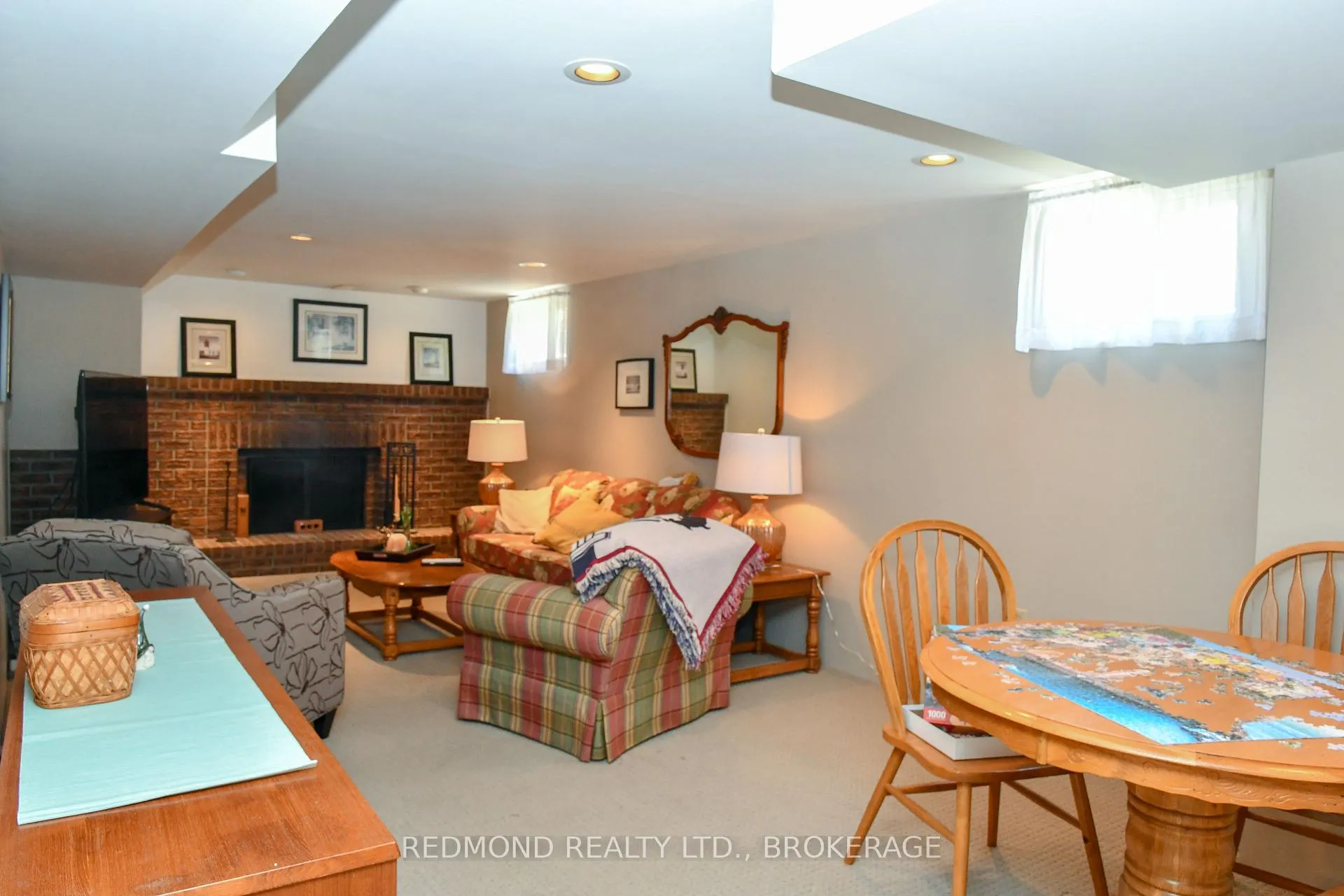 Photo 20 of 475 Pine Street E, Gananoque — HOMEH