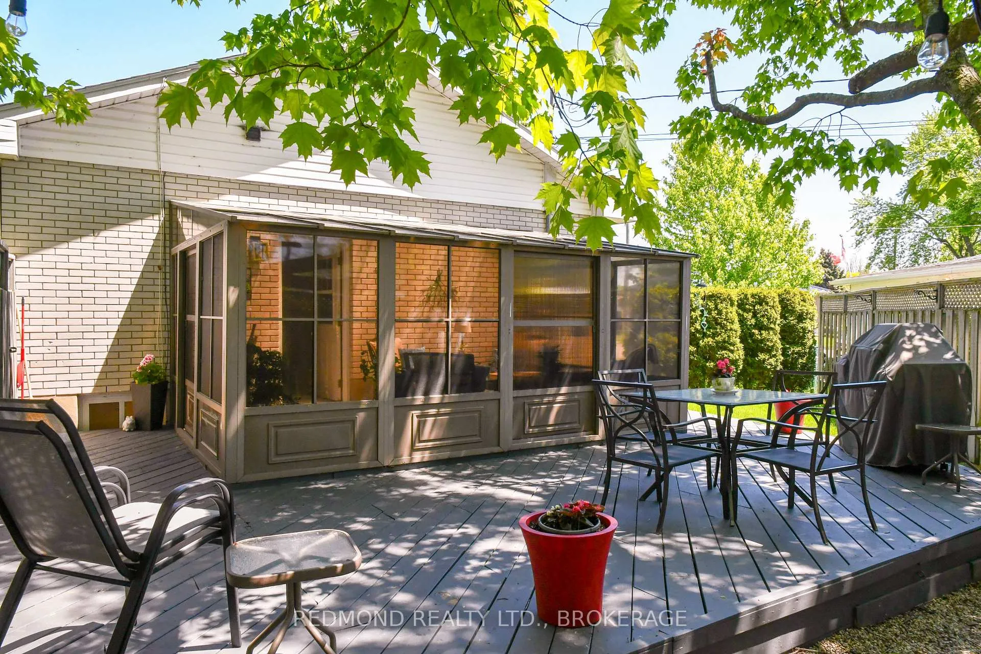 Photo 36 of 475 Pine Street E, Gananoque — HOMEH